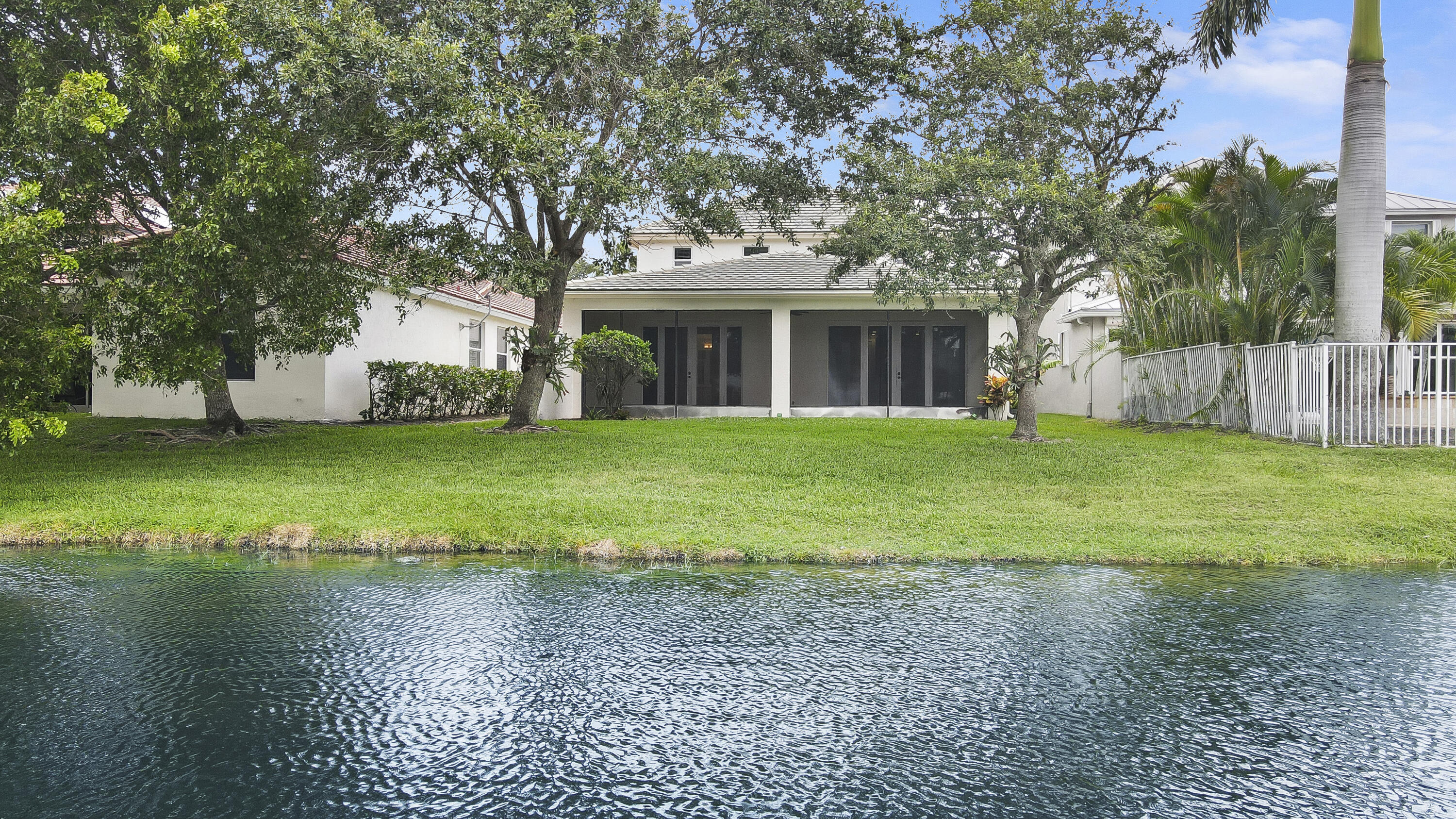 8702 Tally Ho Lane