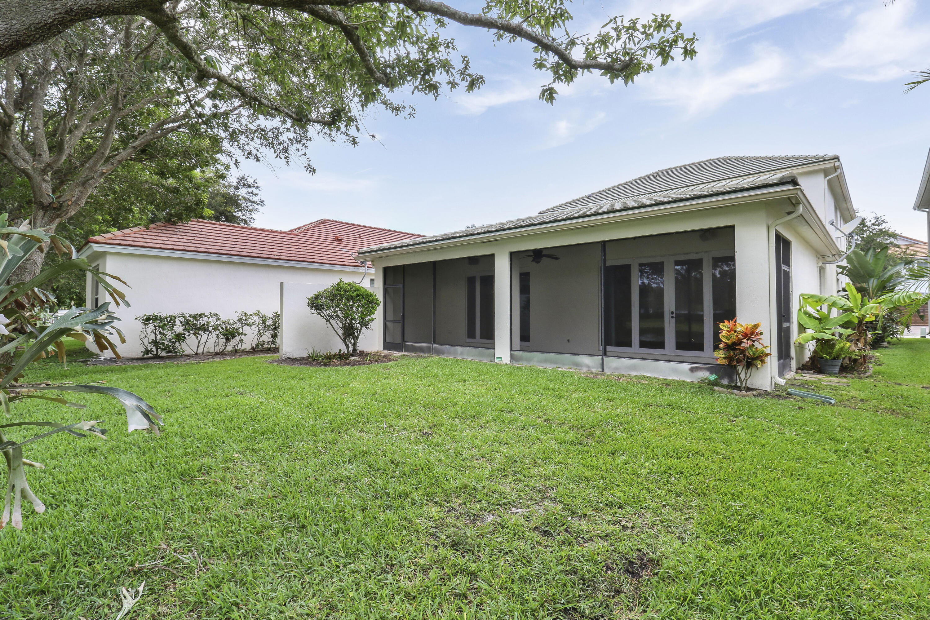 8702 Tally Ho Lane