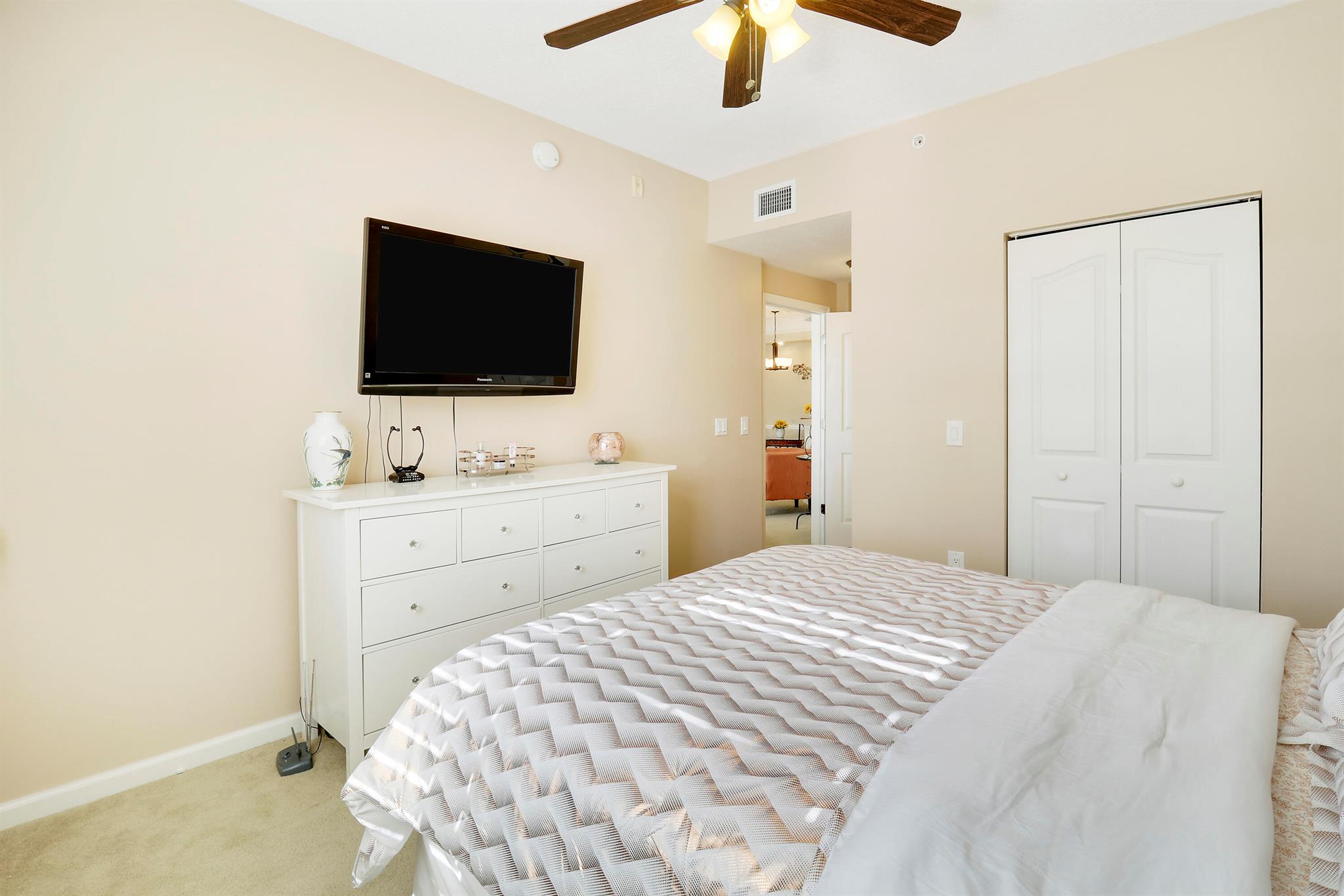 1212 Myrtlewood Circle E