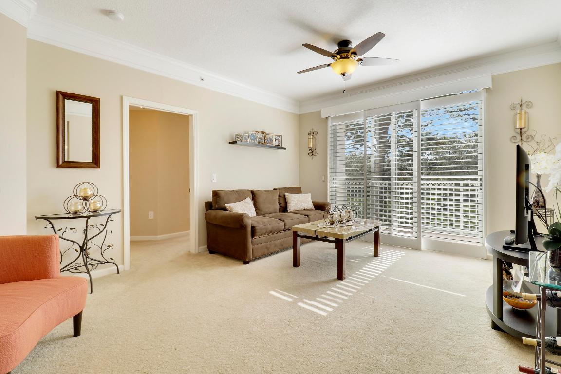 1212 Myrtlewood Circle E