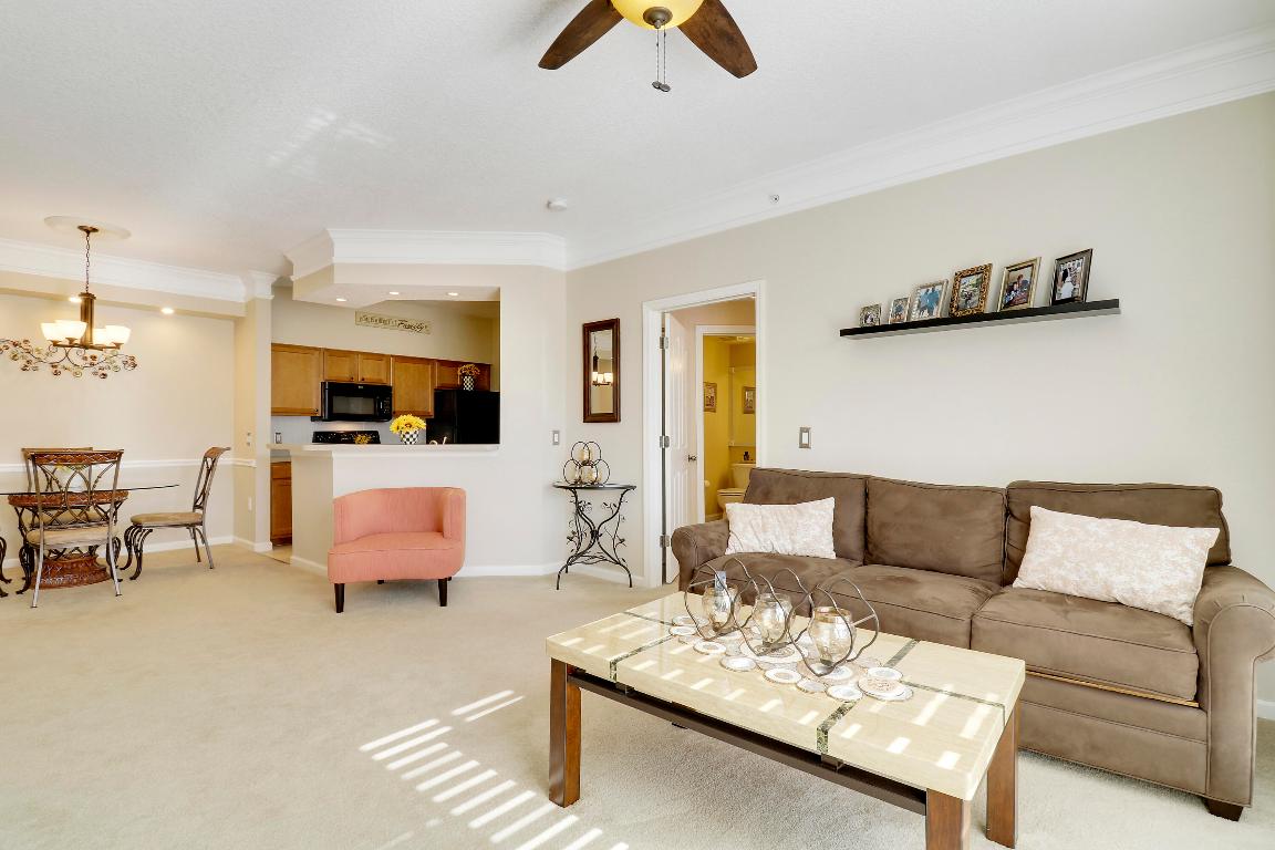 1212 Myrtlewood Circle E