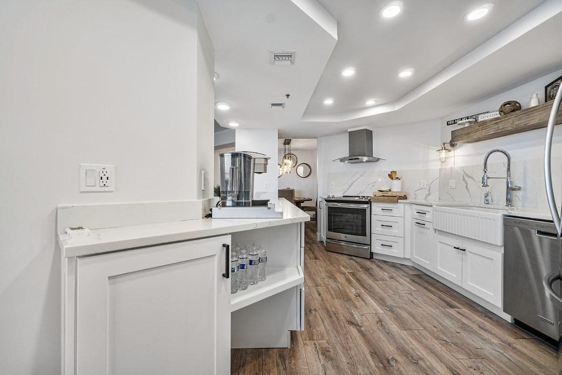 5200 N Ocean Drive 1403