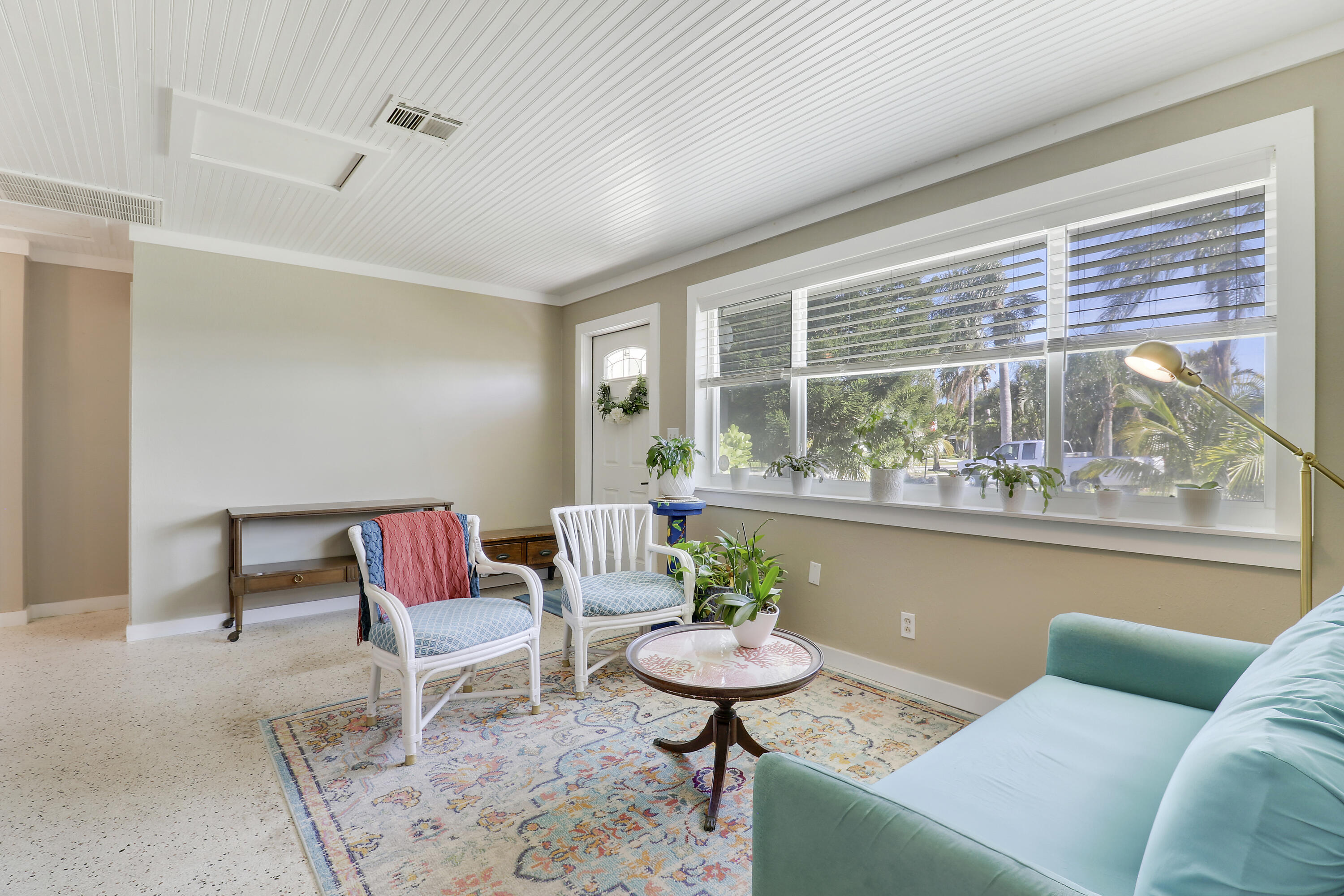 230 W 19th Street