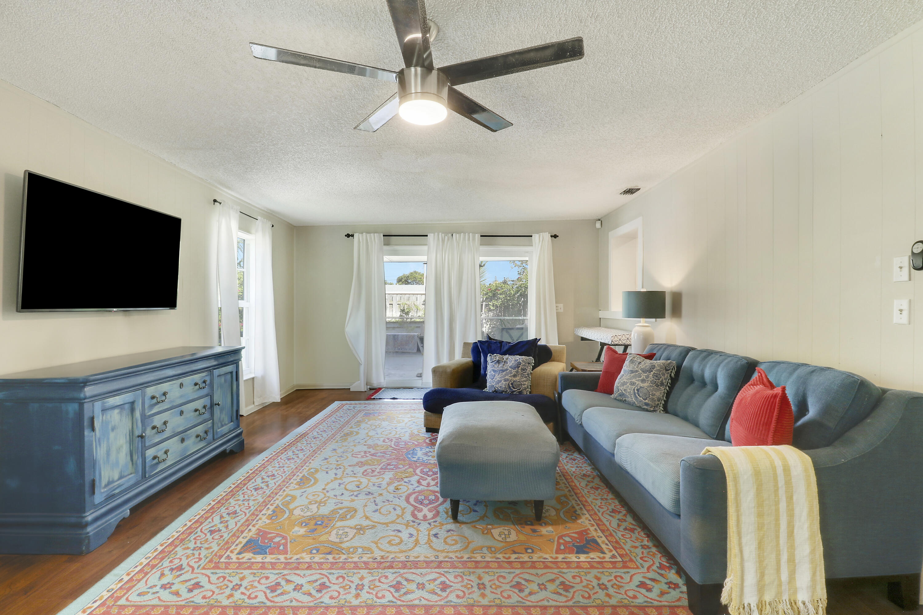 230 W 19th Street