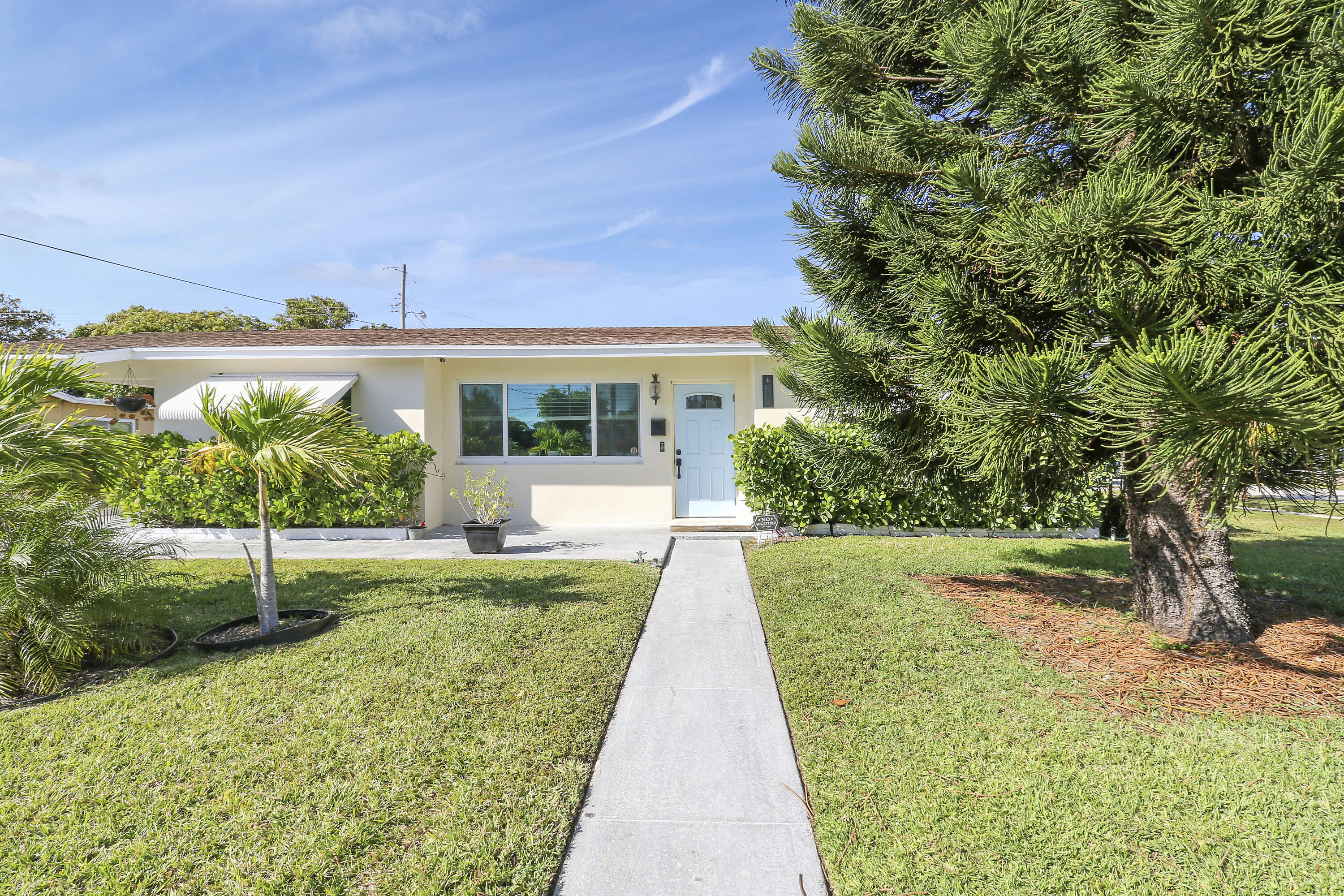 230 W 19th Street