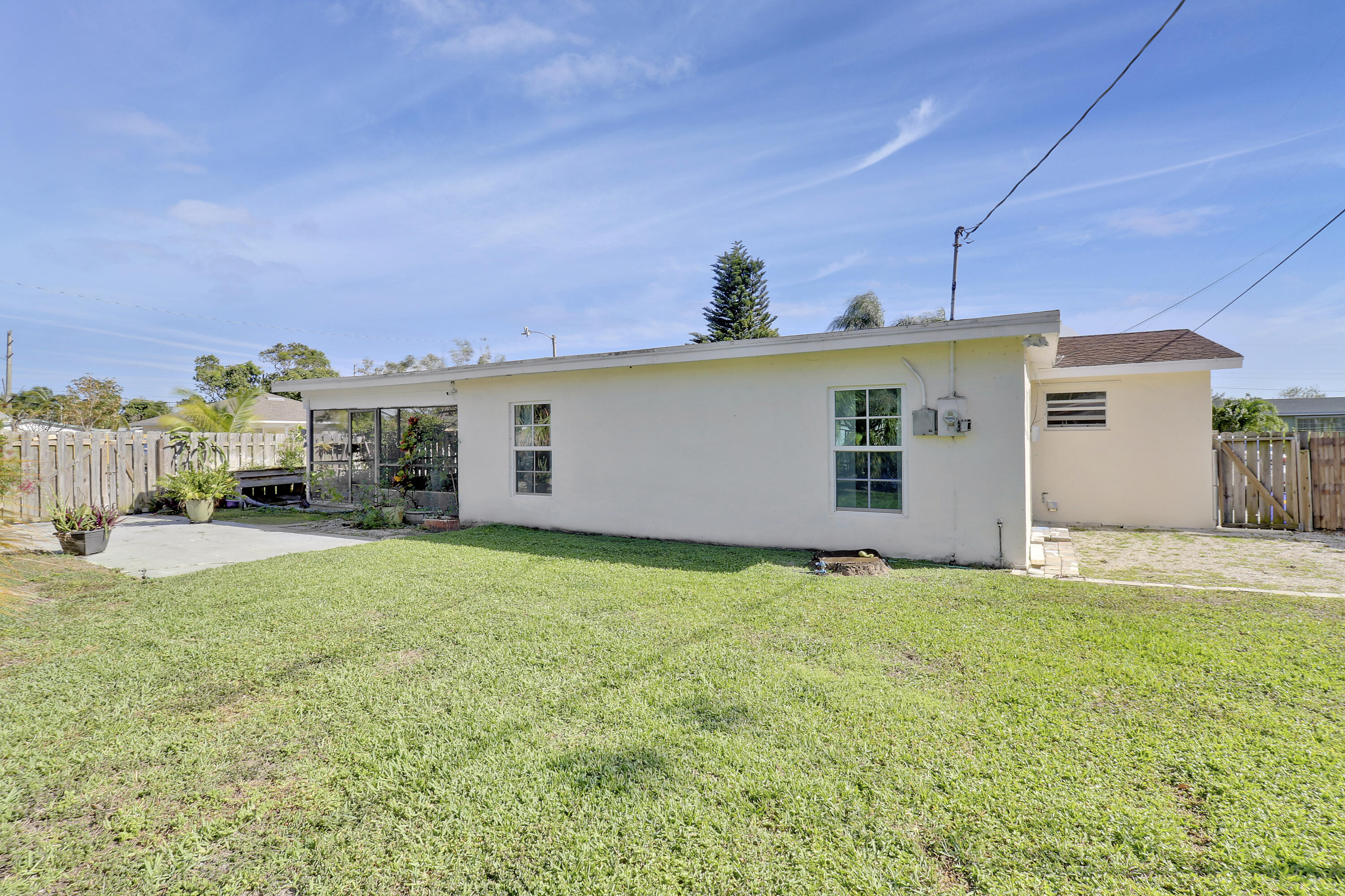 230 W 19th Street