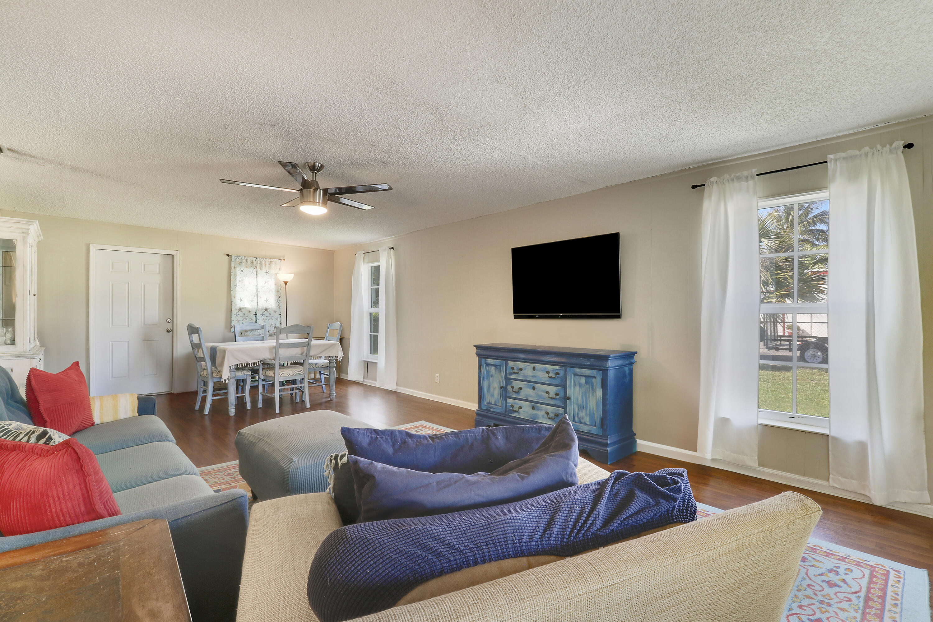 230 W 19th Street