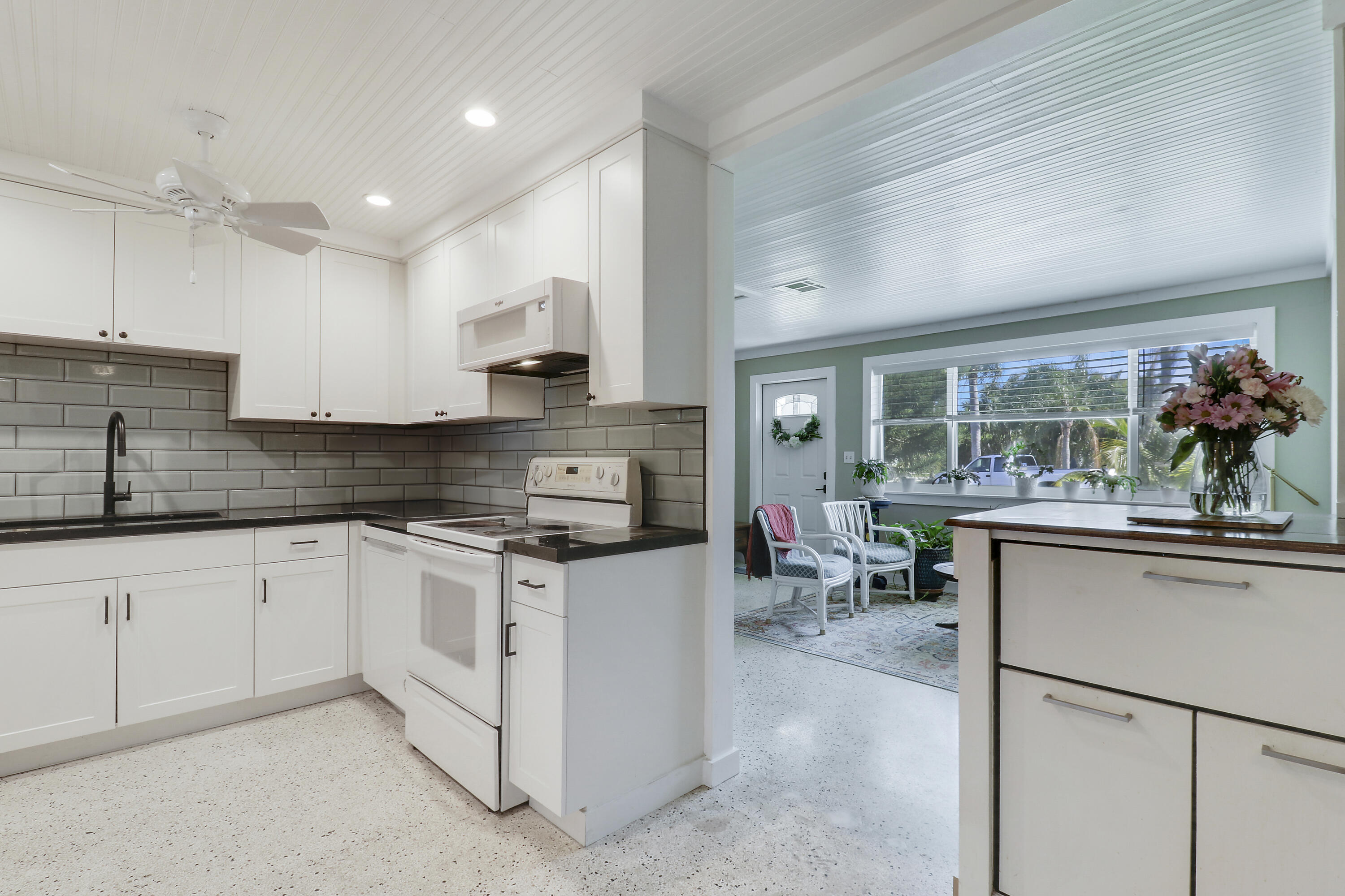 230 W 19th Street