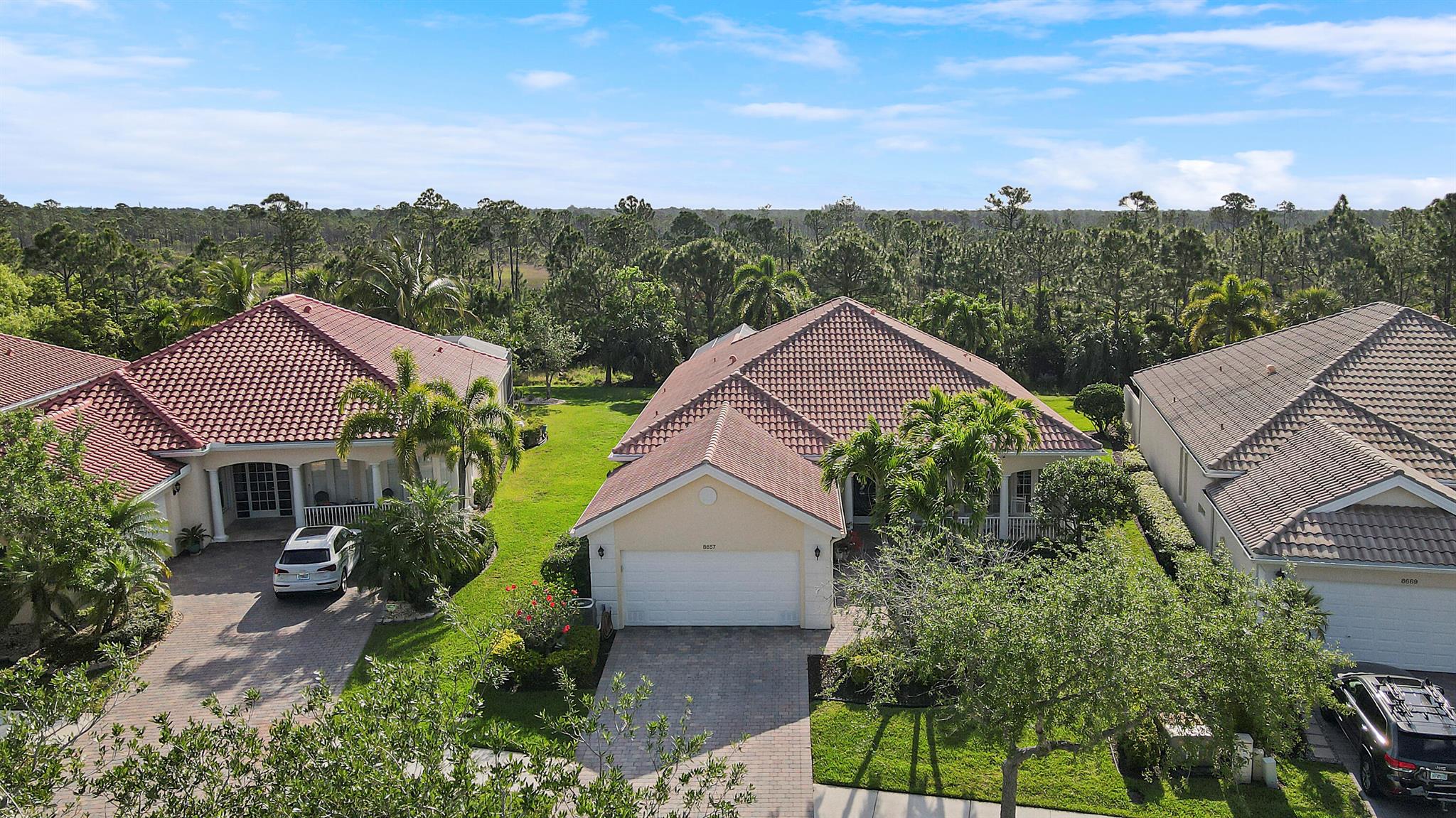 8657 SE Nicolete Lane