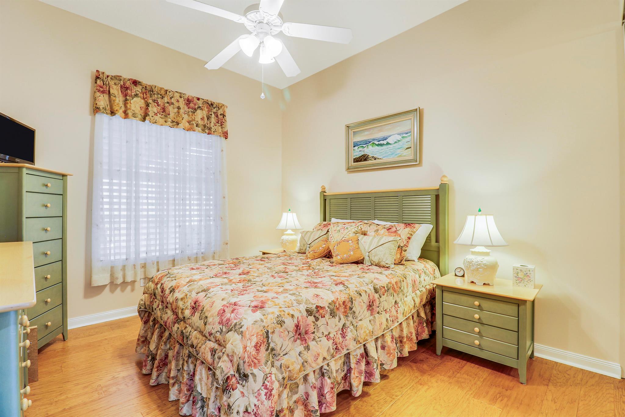 8657 SE Nicolete Lane