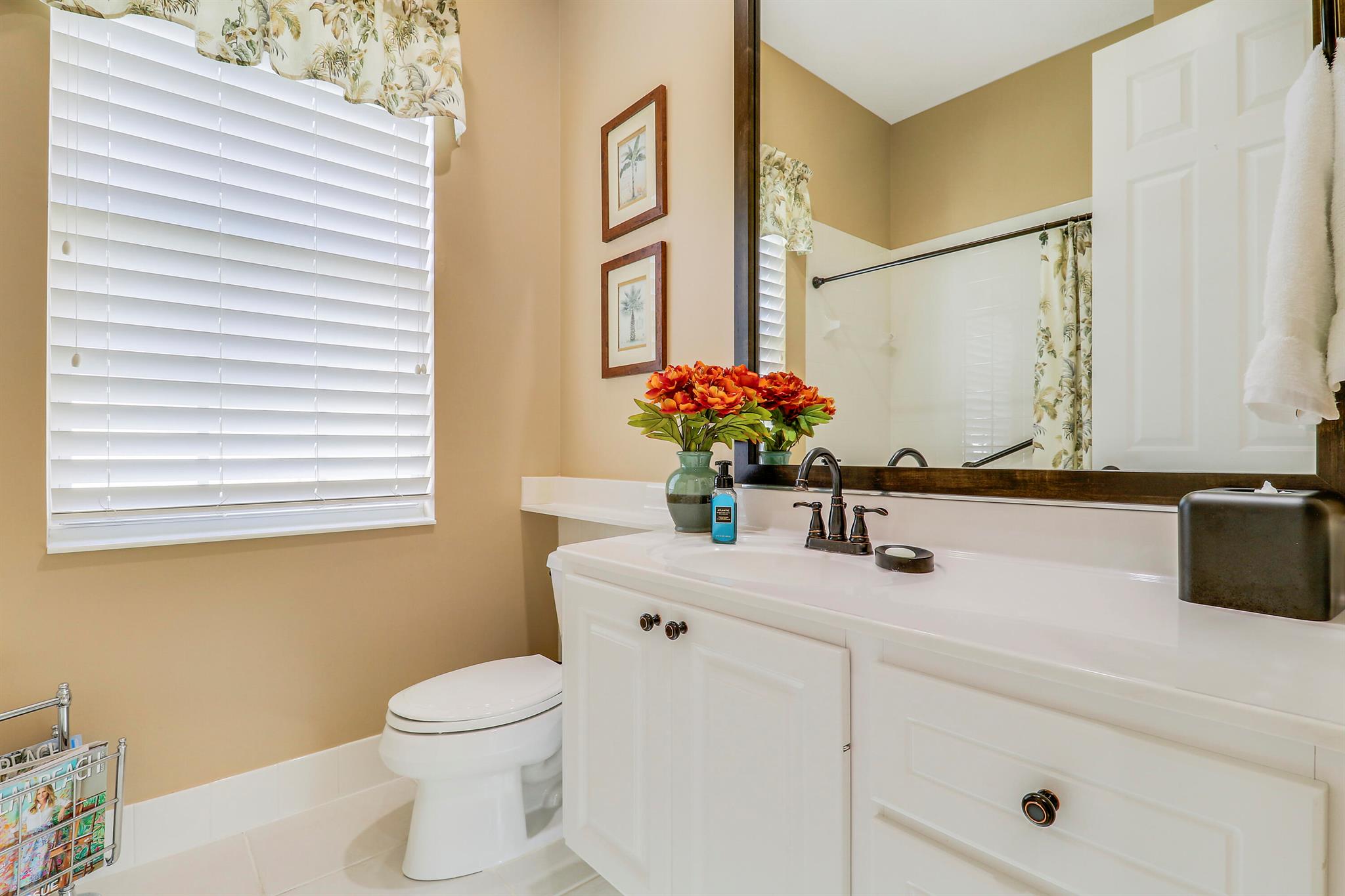 8657 SE Nicolete Lane