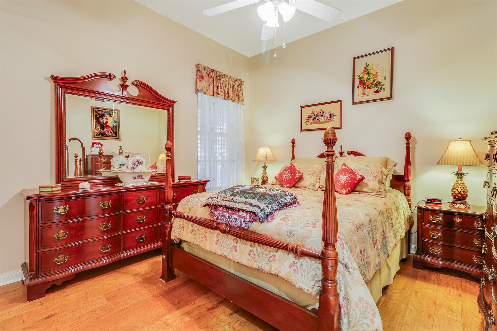 8657 SE Nicolete Lane