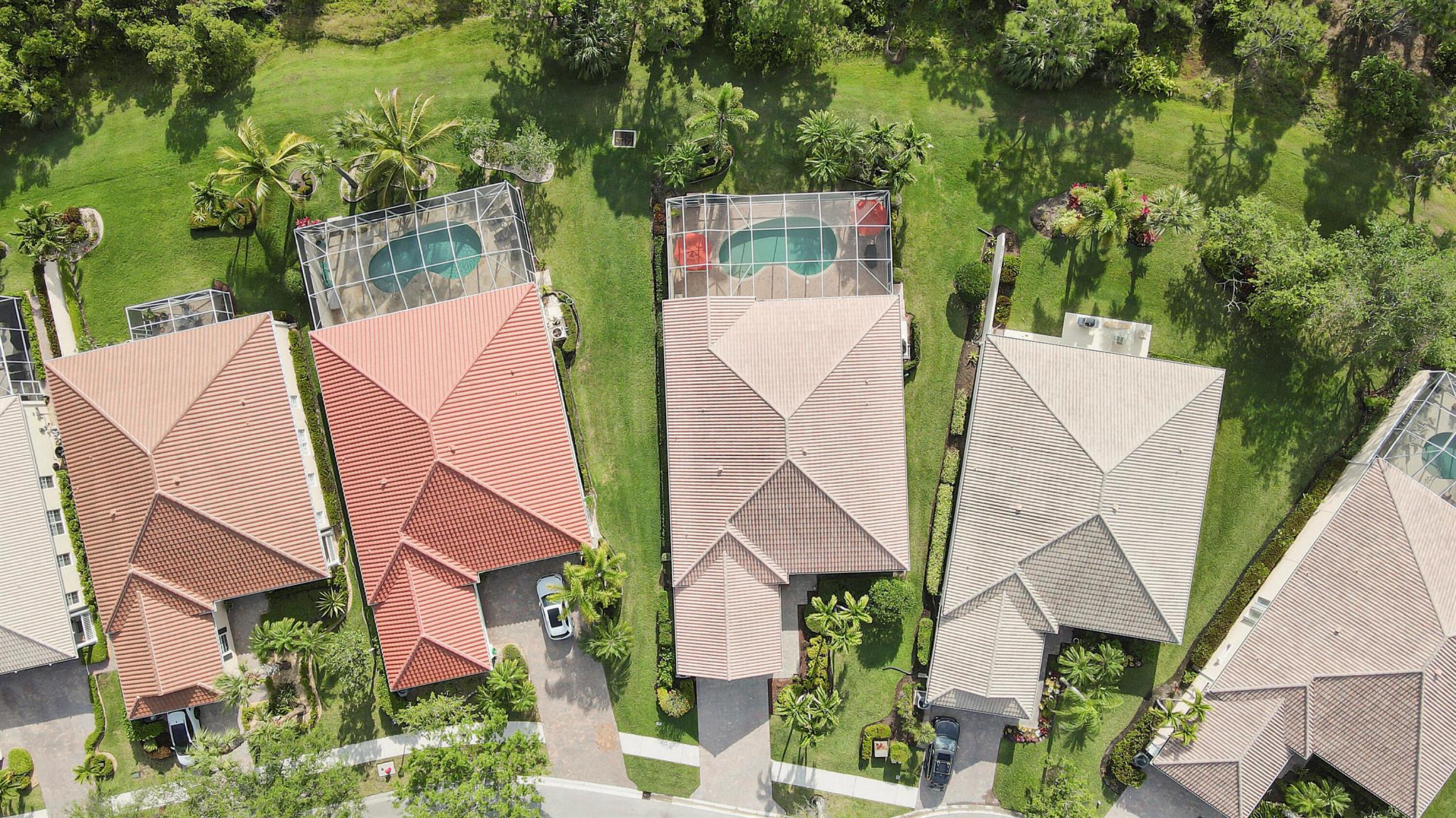 8657 SE Nicolete Lane