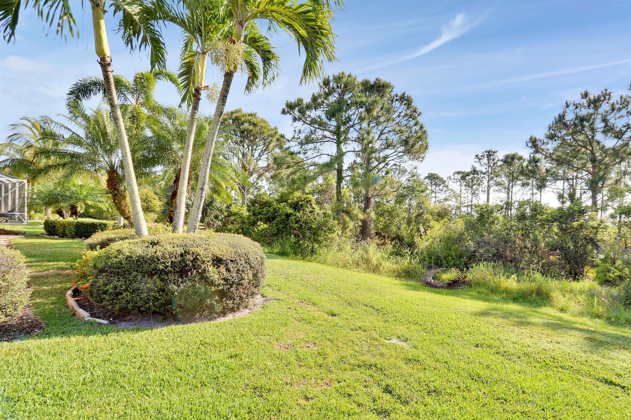 8657 SE Nicolete Lane