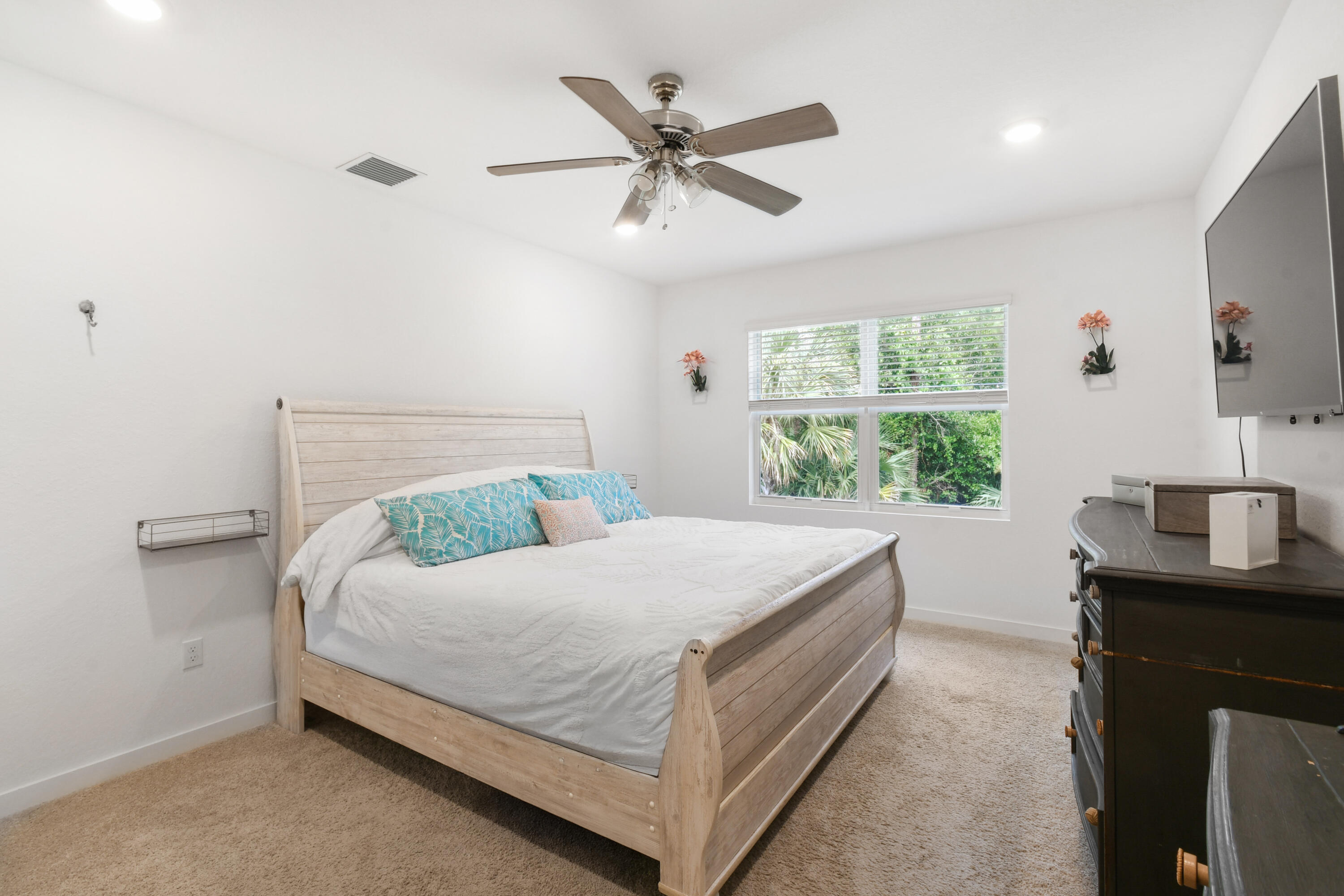 18519 Claybrook Street