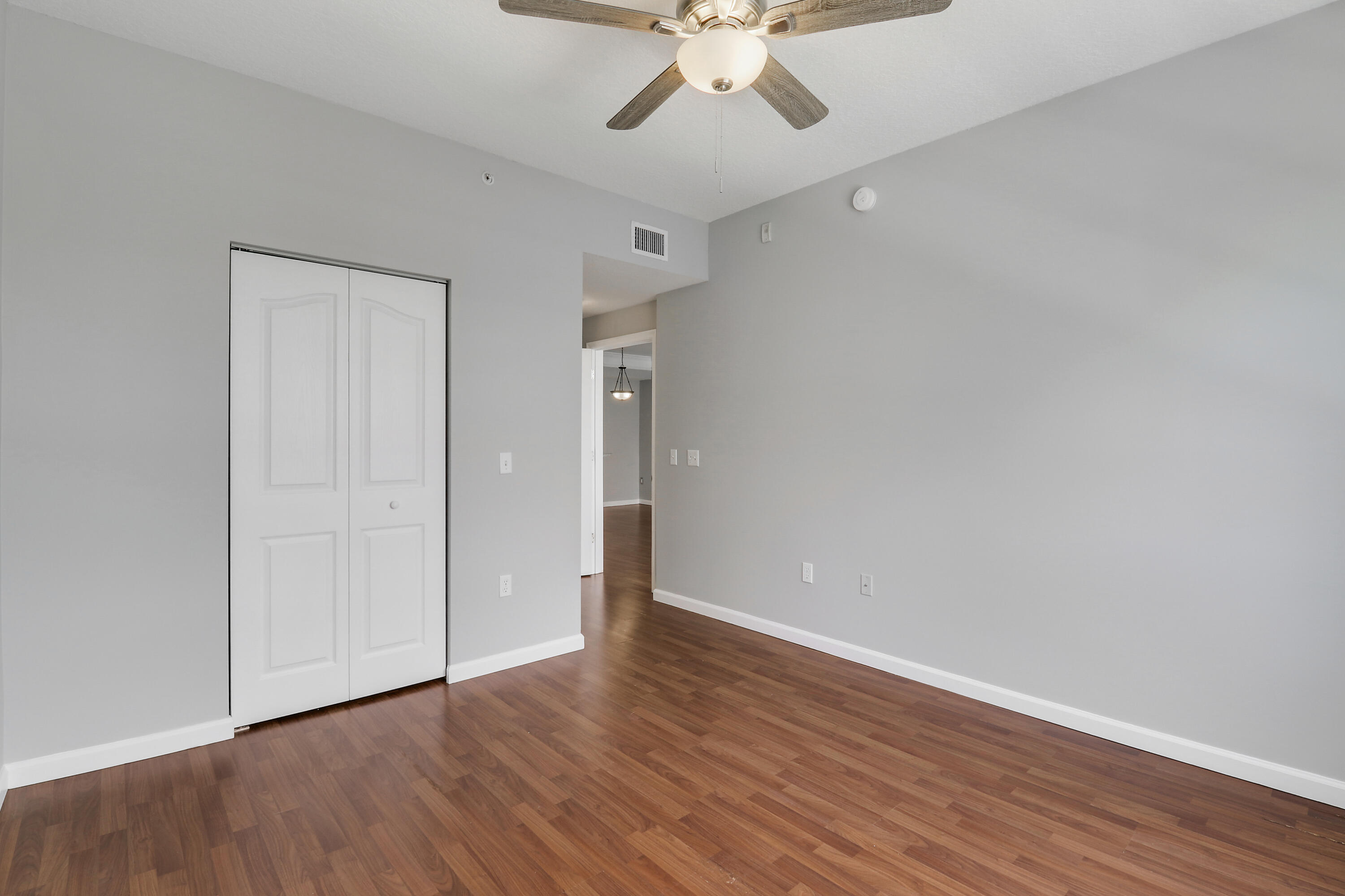 6204 Myrtlewood Circle W