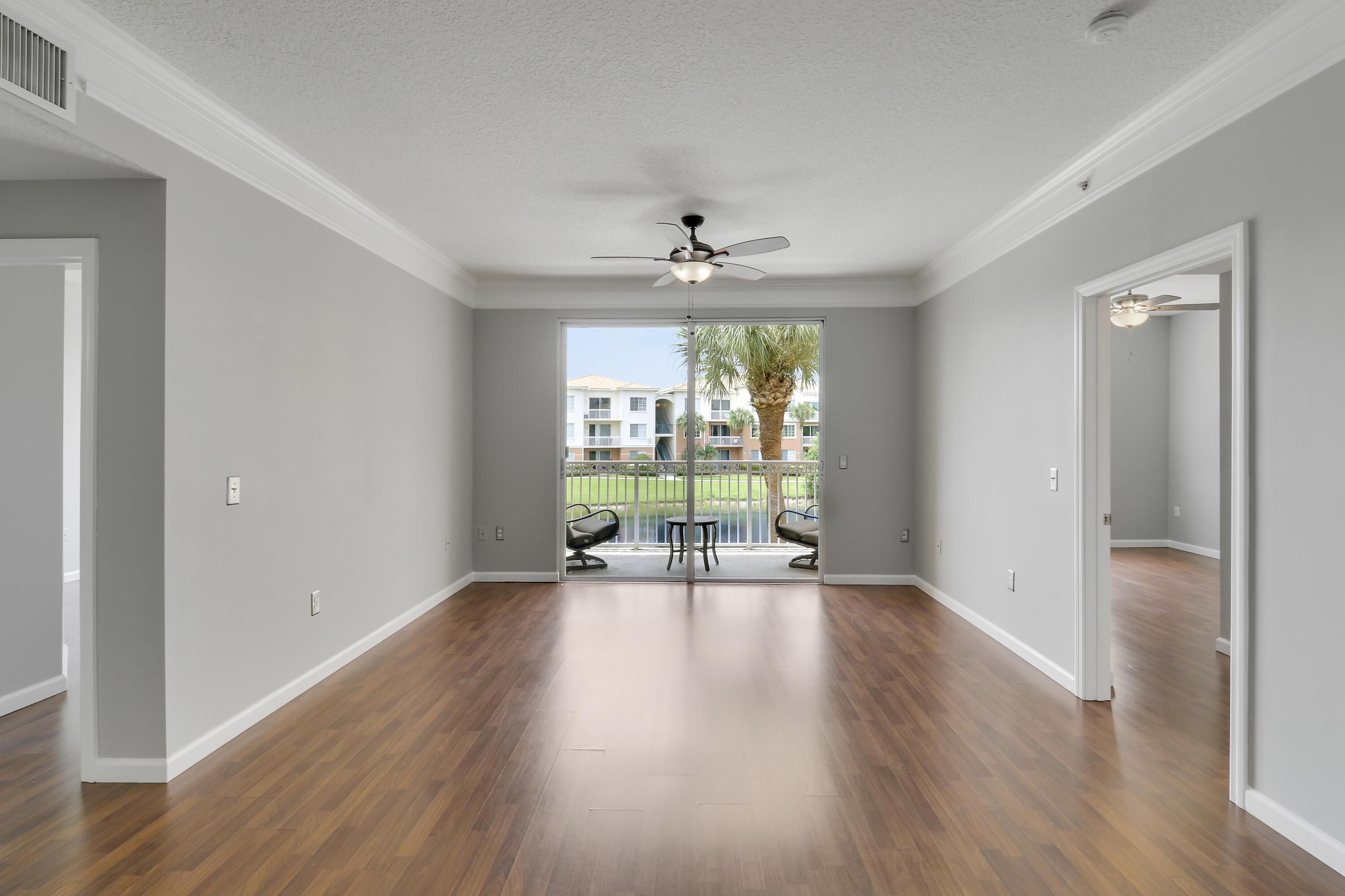 6204 Myrtlewood Circle W