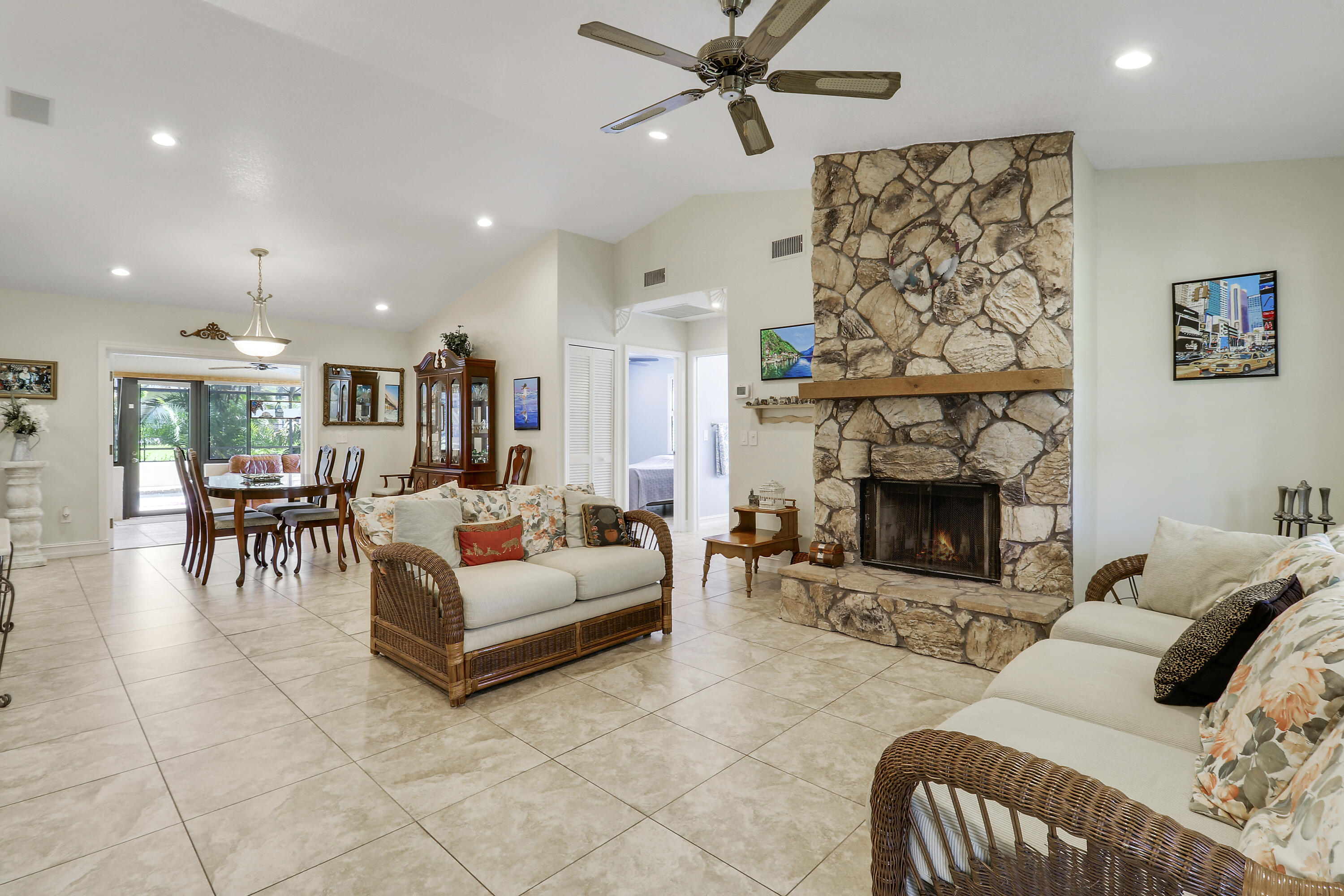 12734 66th Street N