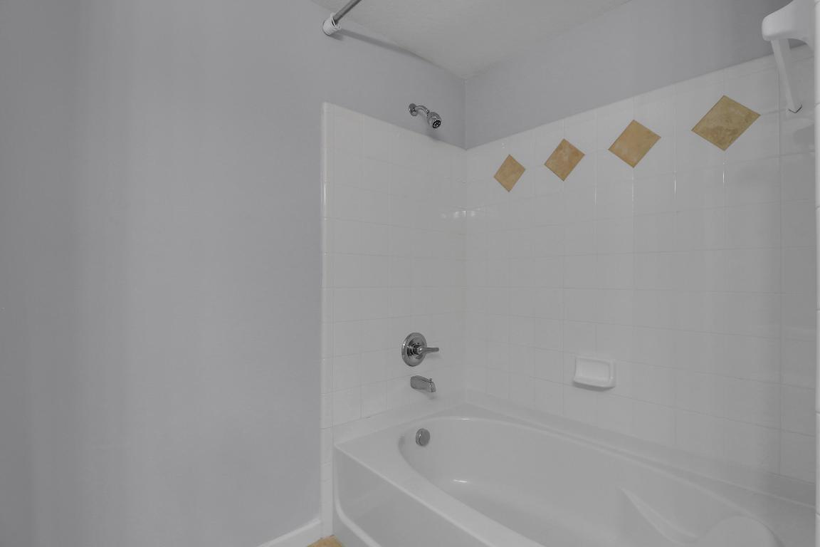 4302 Myrtlewood Circle E