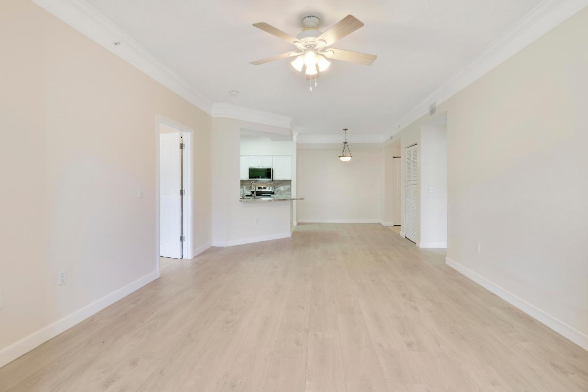 6305 Myrtlewood Circle W