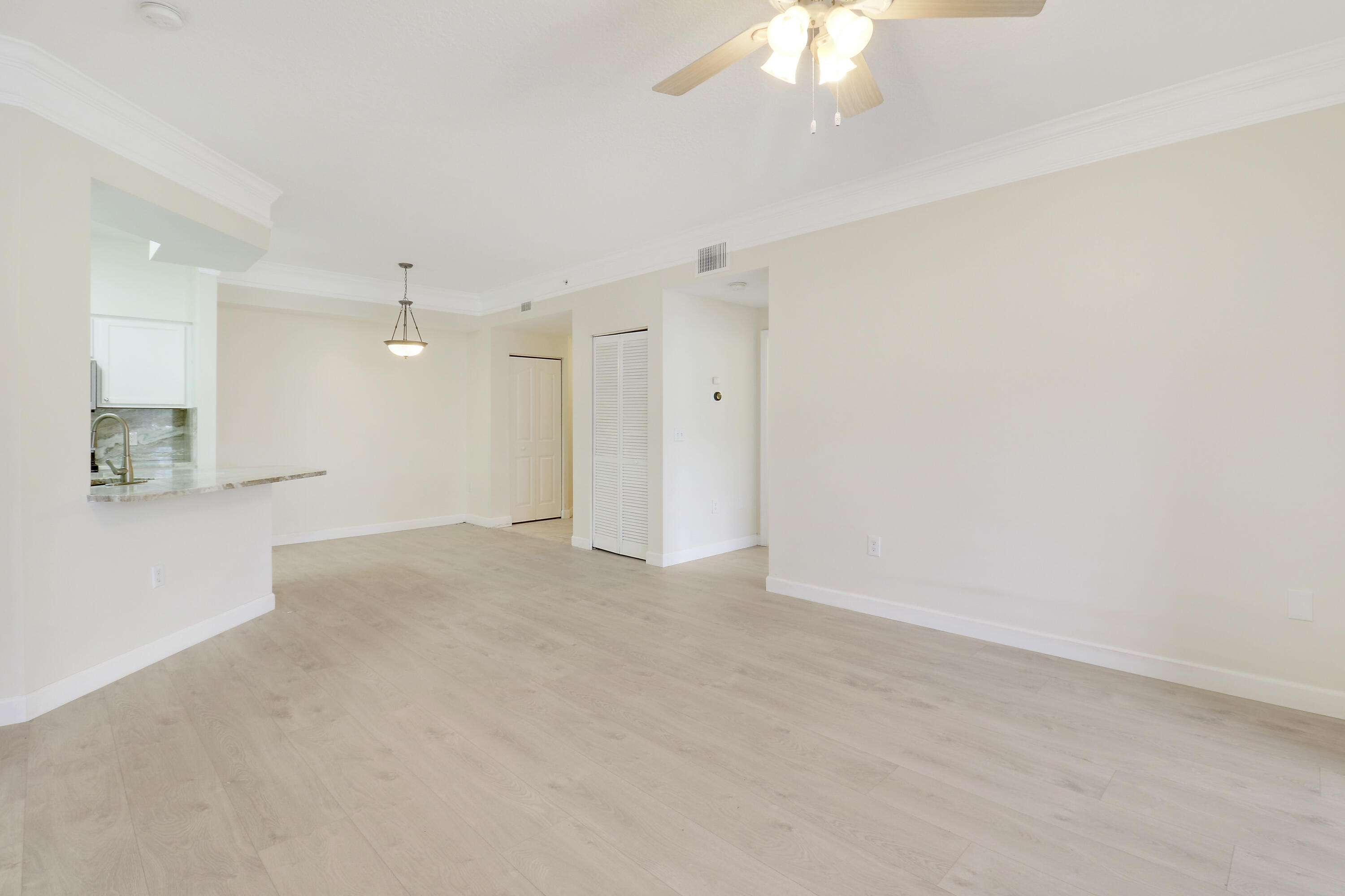 6305 Myrtlewood Circle W