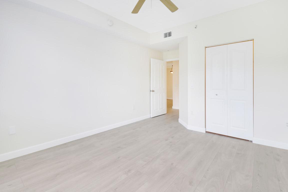 6305 Myrtlewood Circle W