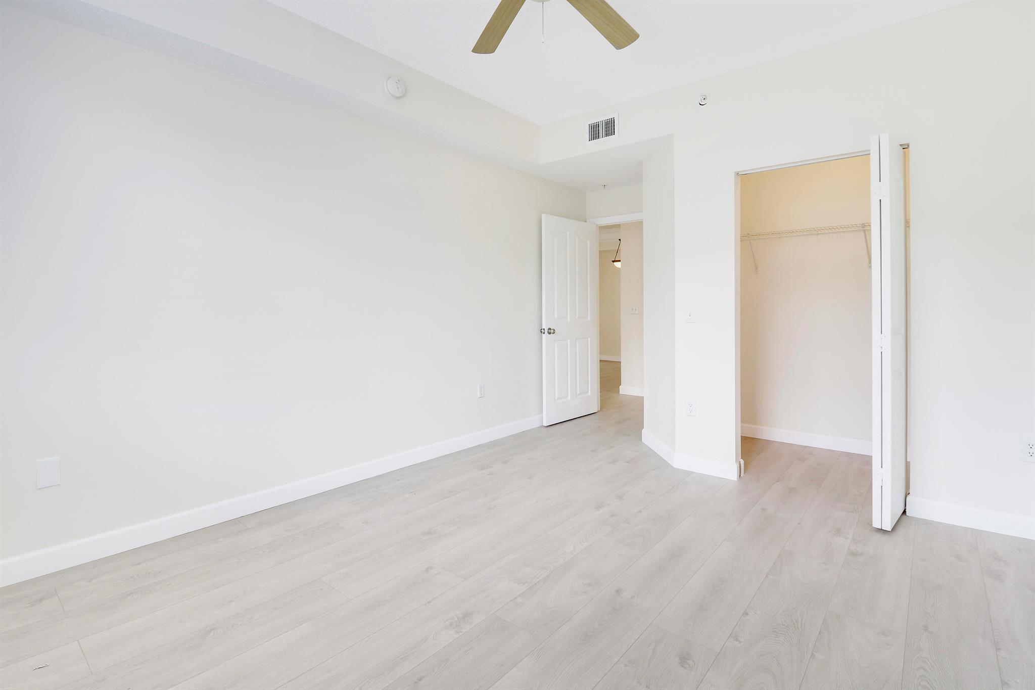 6305 Myrtlewood Circle W