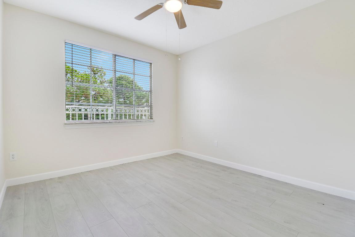 6305 Myrtlewood Circle W