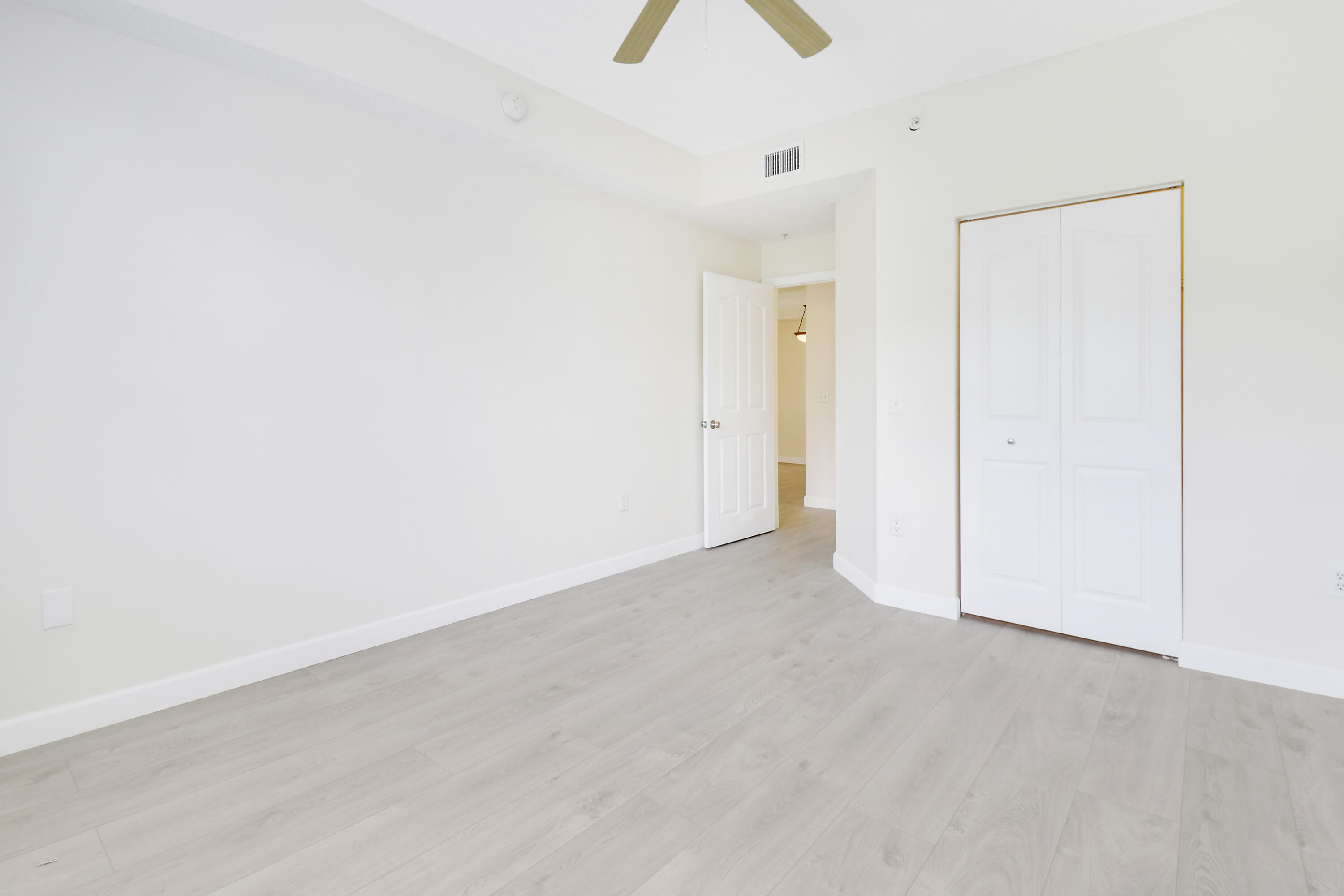 6305 Myrtlewood Circle W