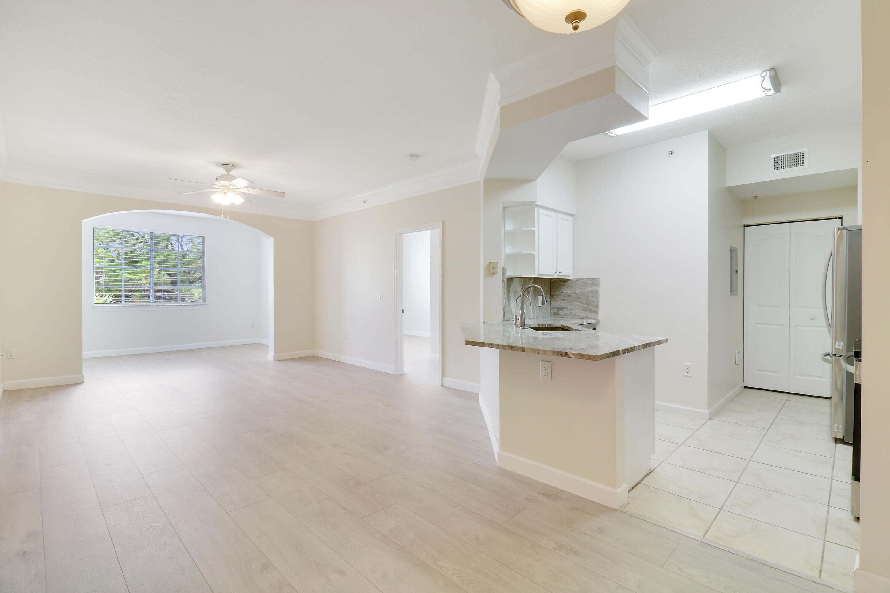 6305 Myrtlewood Circle W