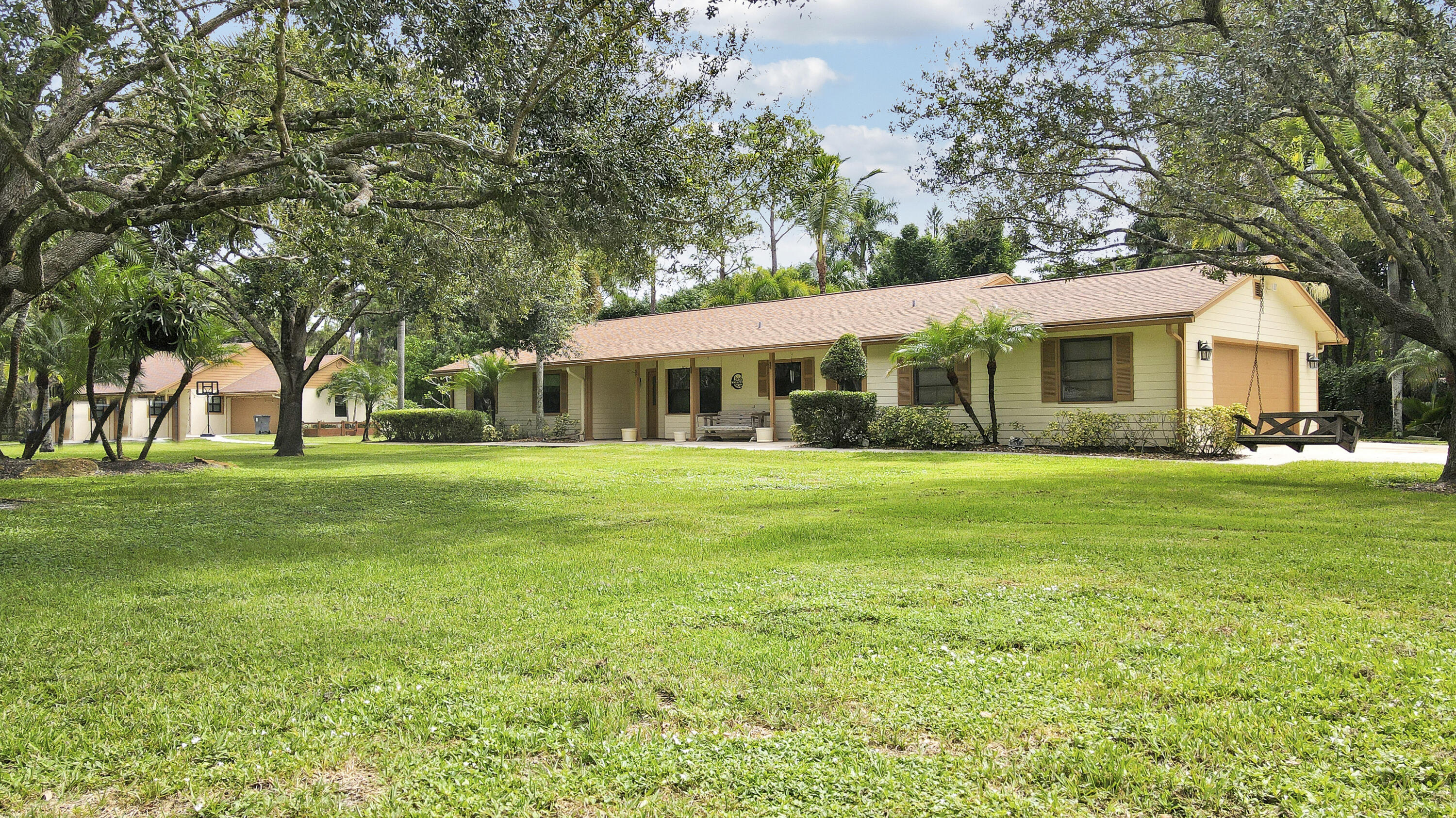 12818 Old Indiantown Road