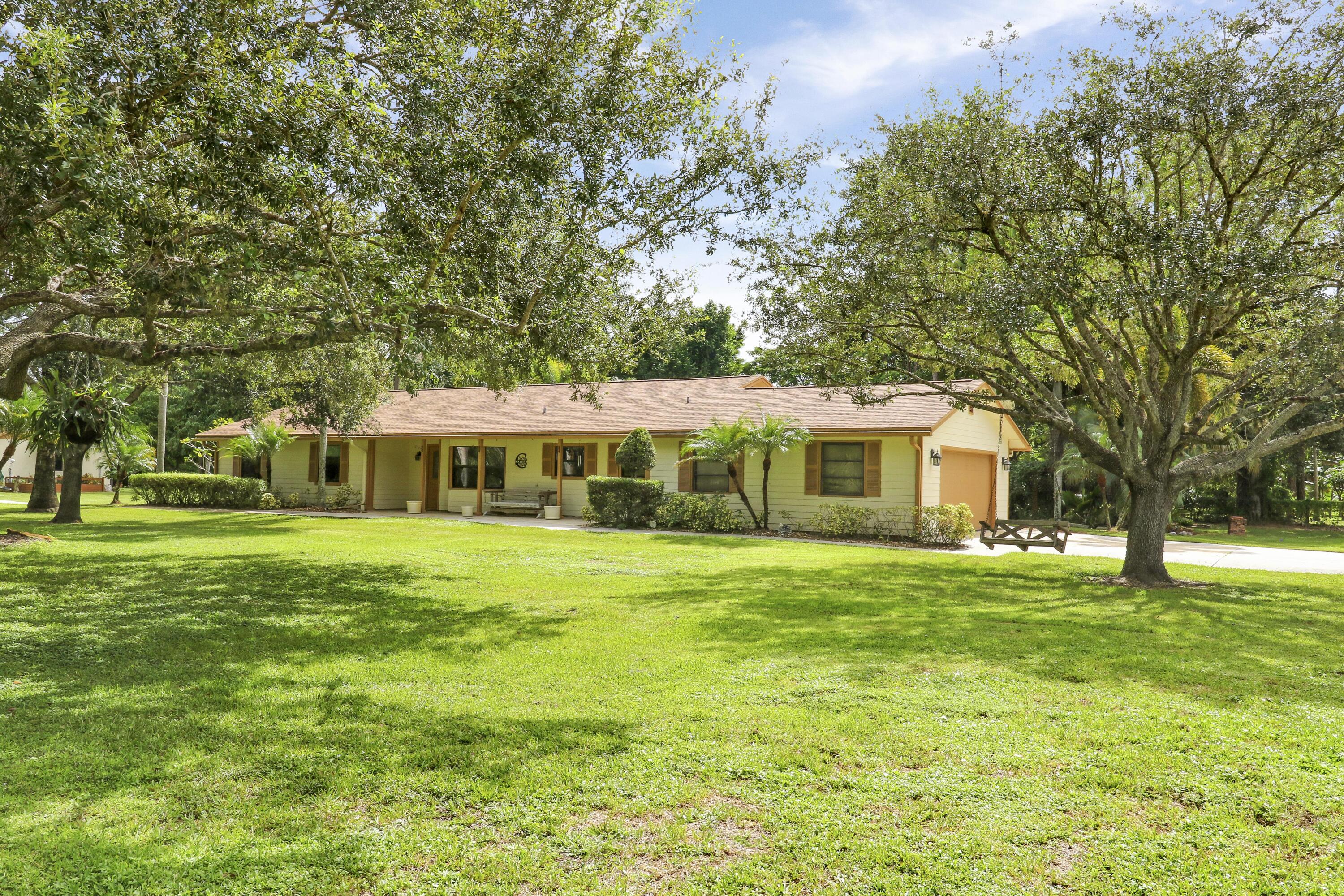 12818 Old Indiantown Road