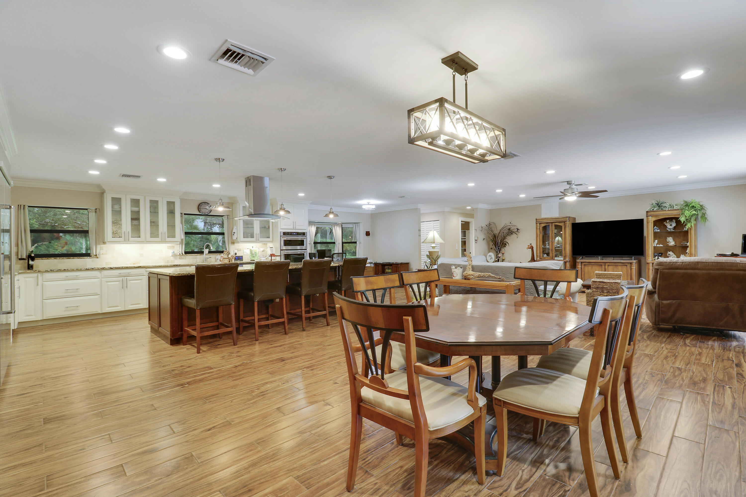 12818 Old Indiantown Road