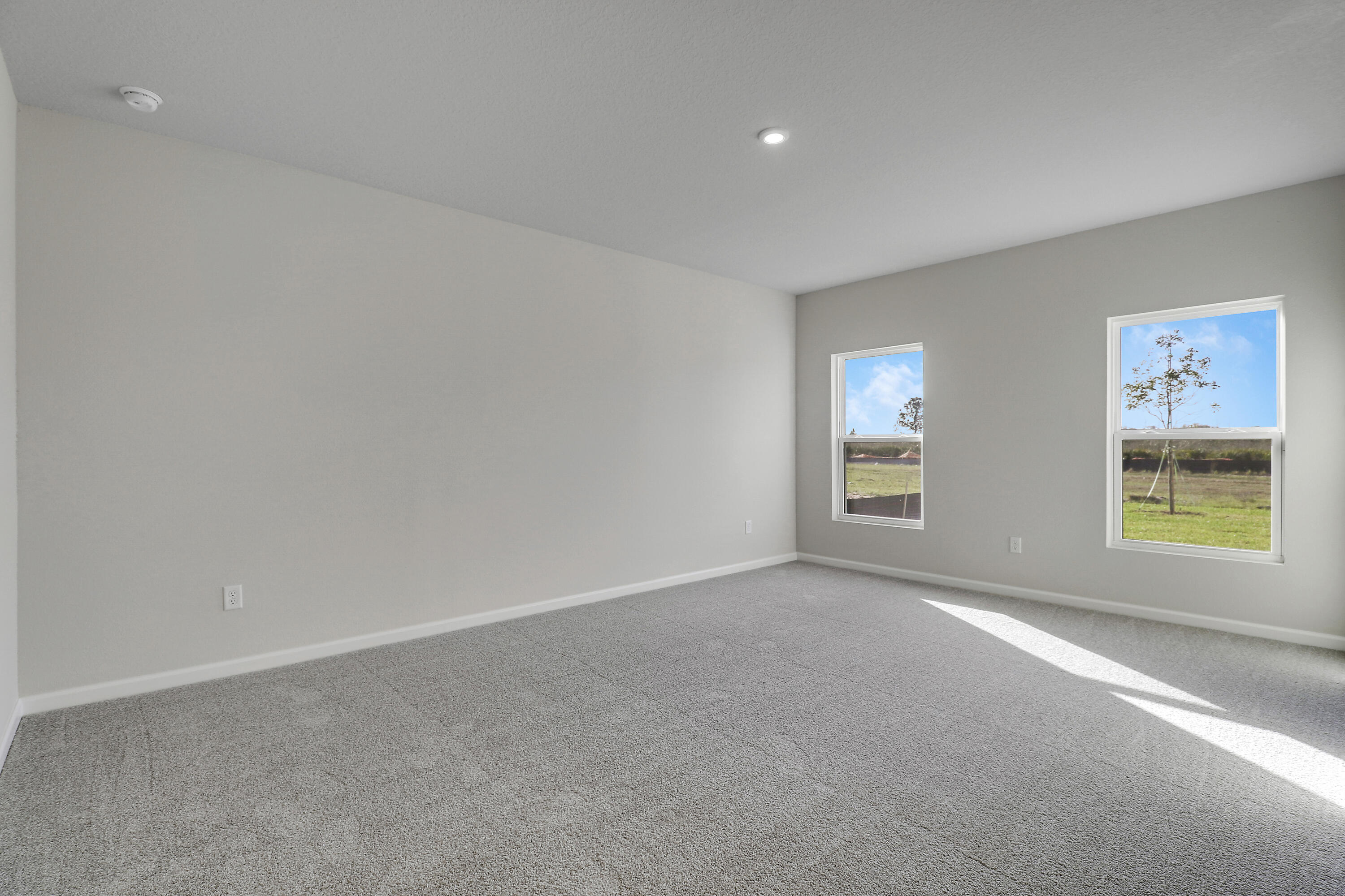 15404 SW American Street