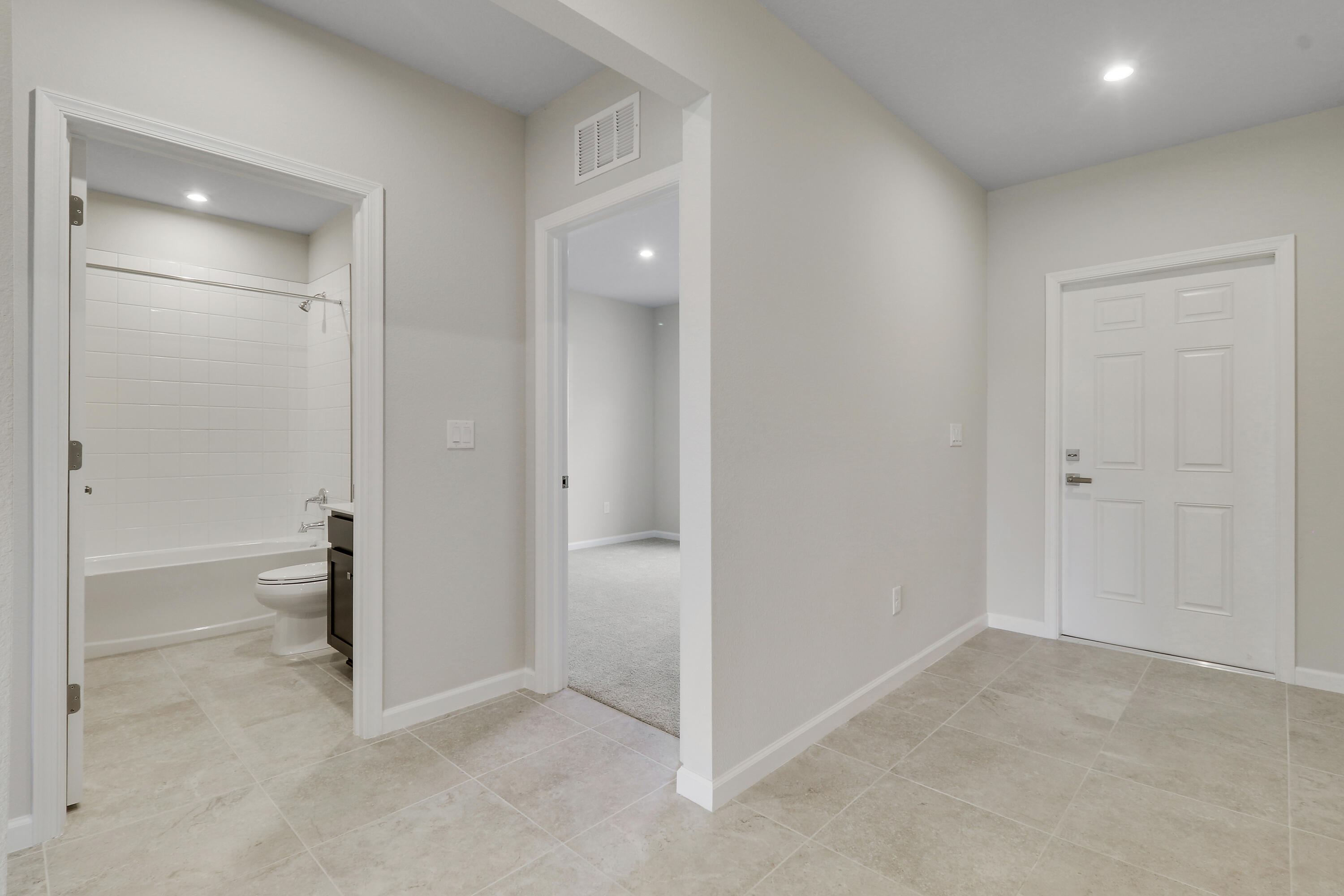 15404 SW American Street