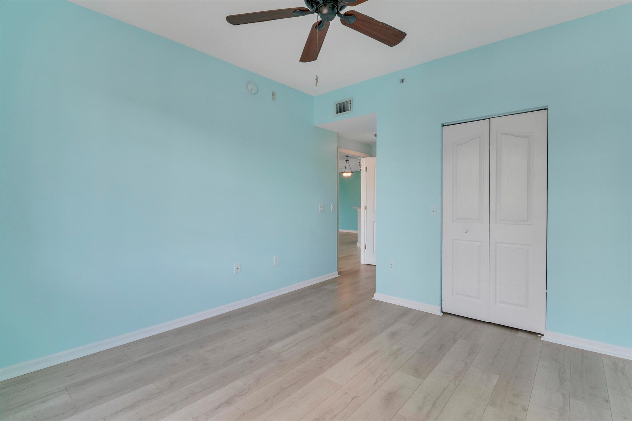 5206 Myrtlewood Circle E 5206