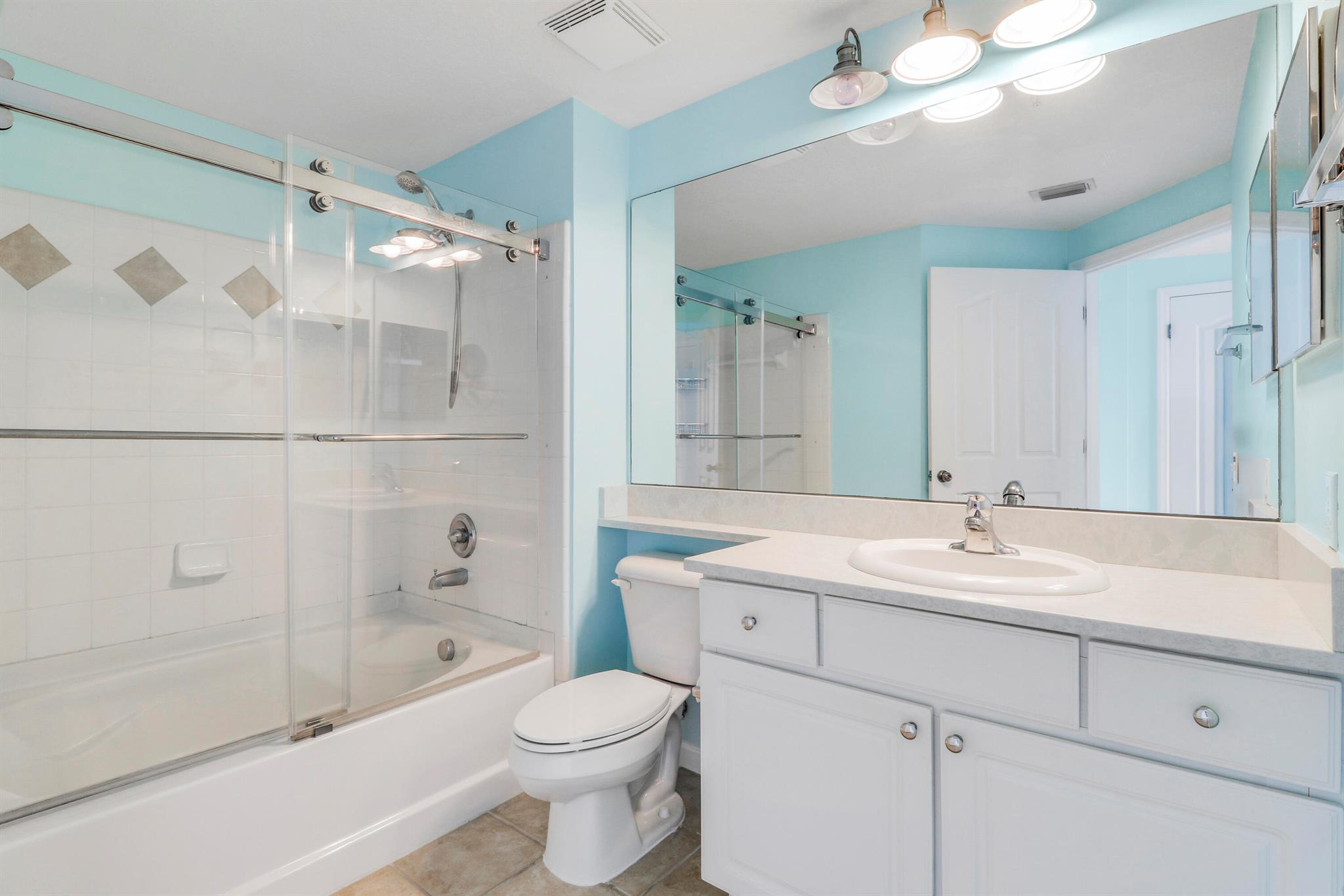 5206 Myrtlewood Circle E 5206