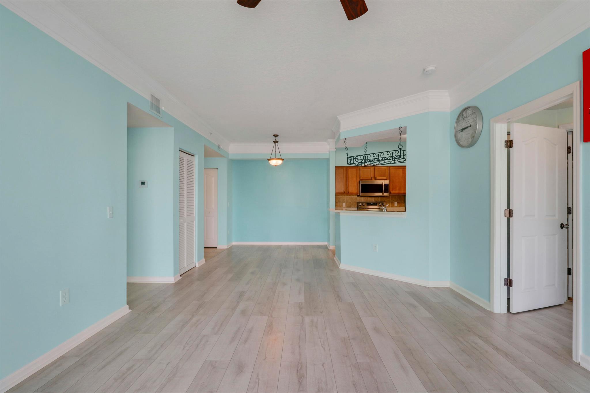 5206 Myrtlewood Circle E 5206