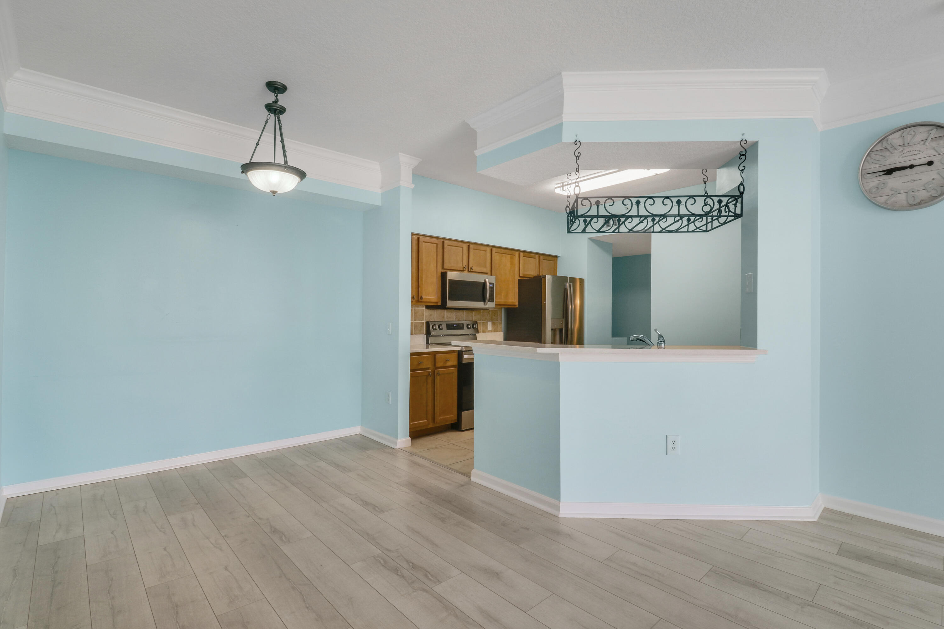 5206 Myrtlewood Circle E 5206