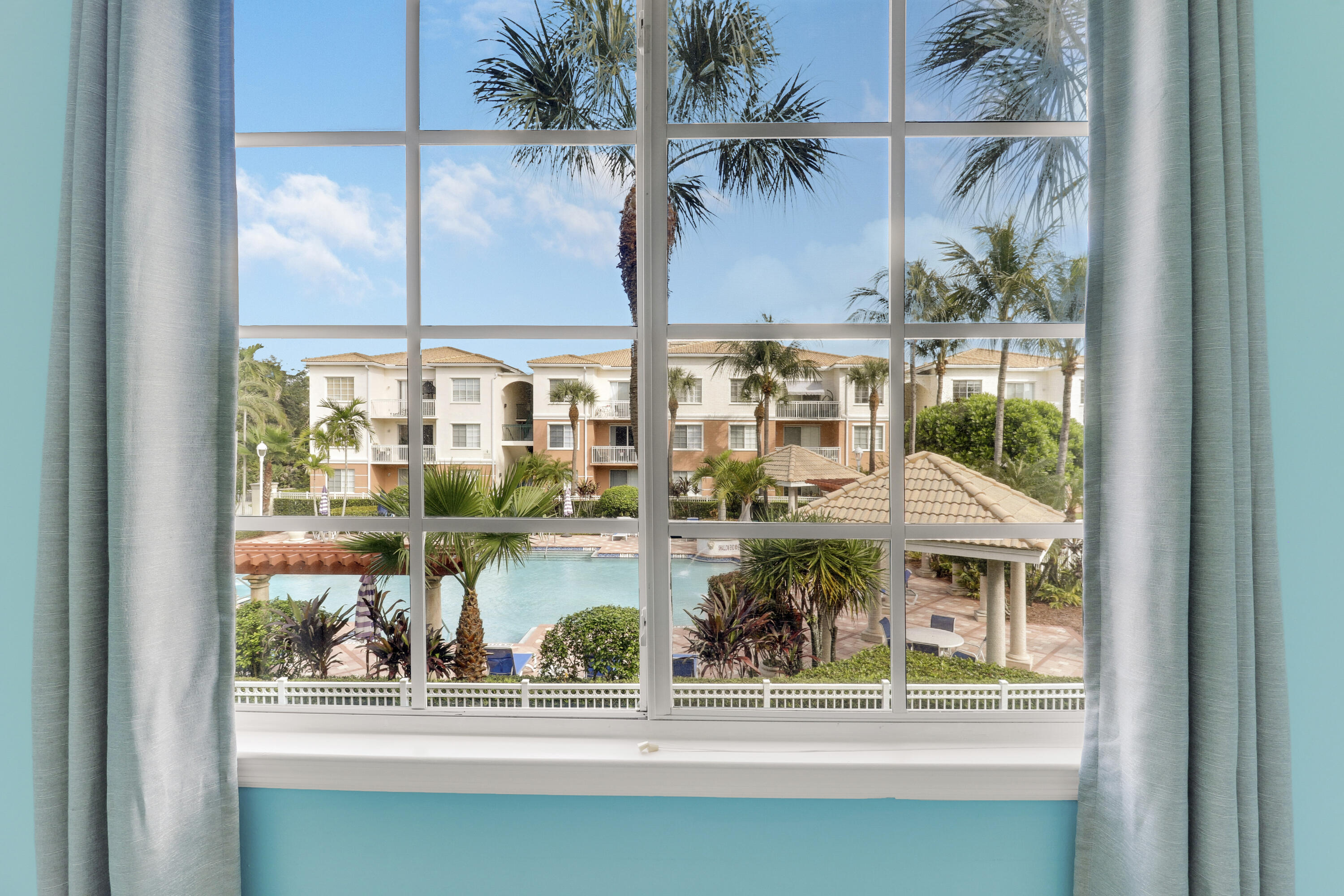 5206 Myrtlewood Circle E 5206