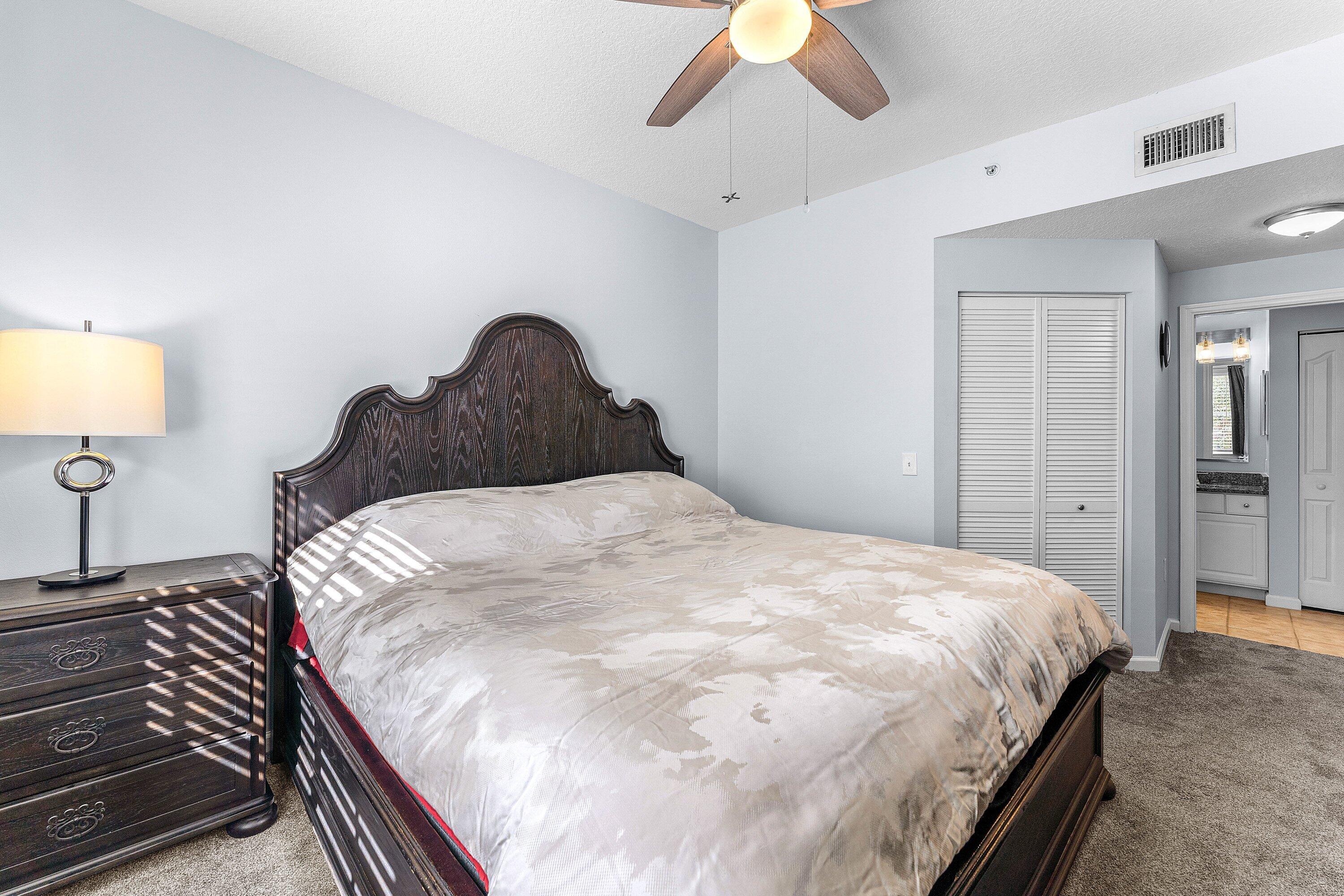 8211 Myrtlewood Circle W