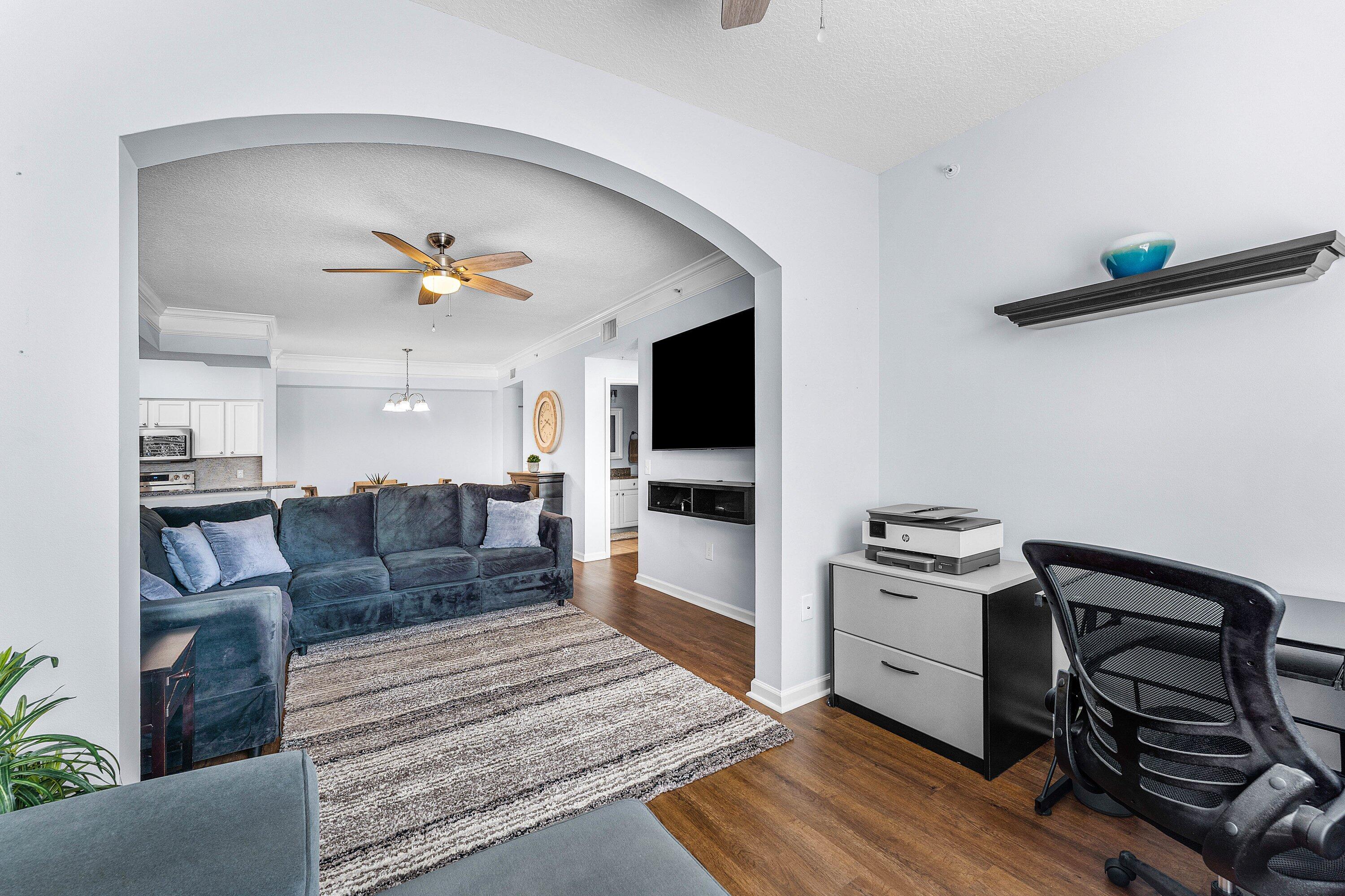 8211 Myrtlewood Circle W