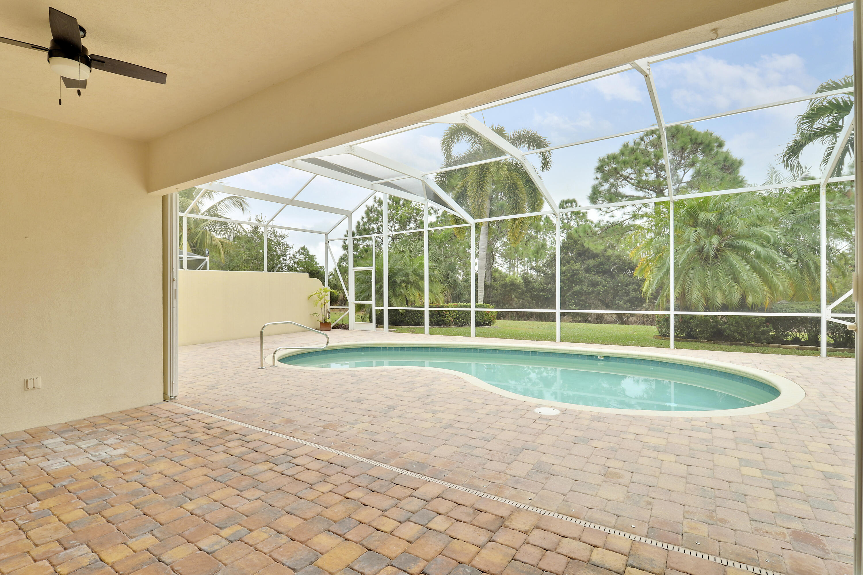 8657 SE Nicolete Lane, Hobe Sound