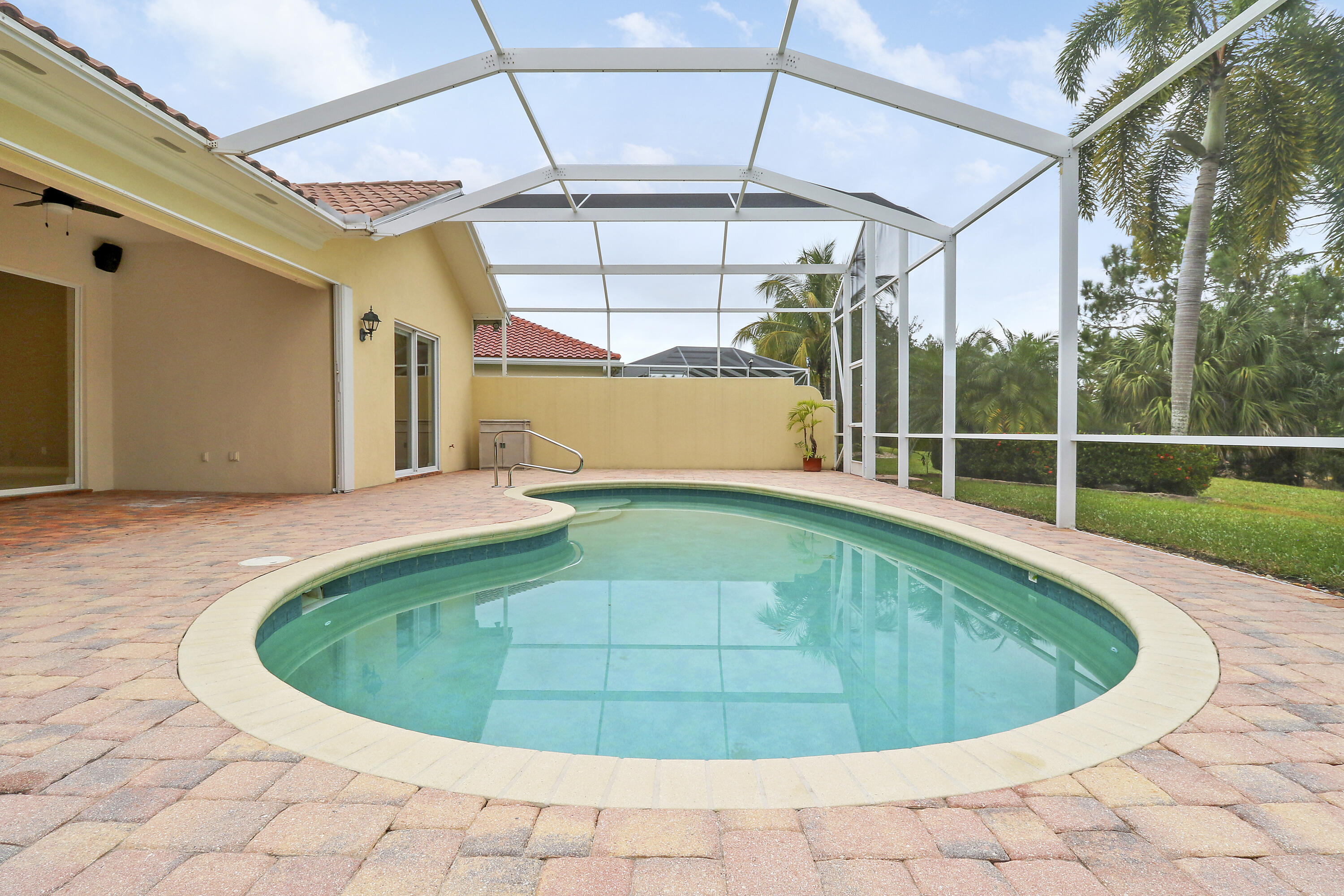 8657 SE Nicolete Lane, Hobe Sound