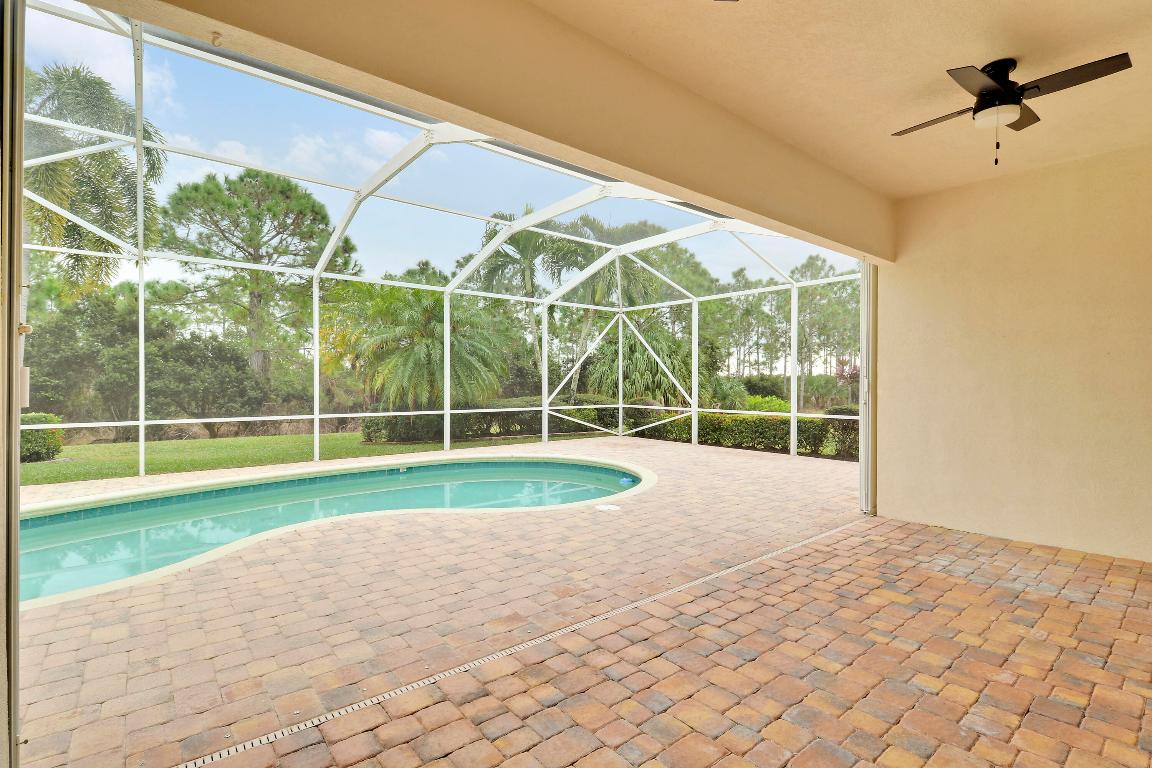 8657 SE Nicolete Lane, Hobe Sound