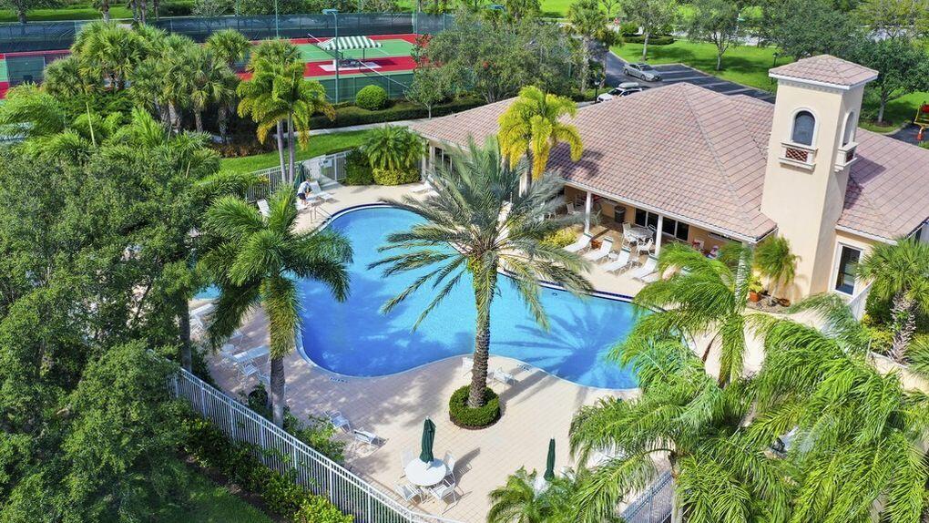 8657 SE Nicolete Lane, Hobe Sound