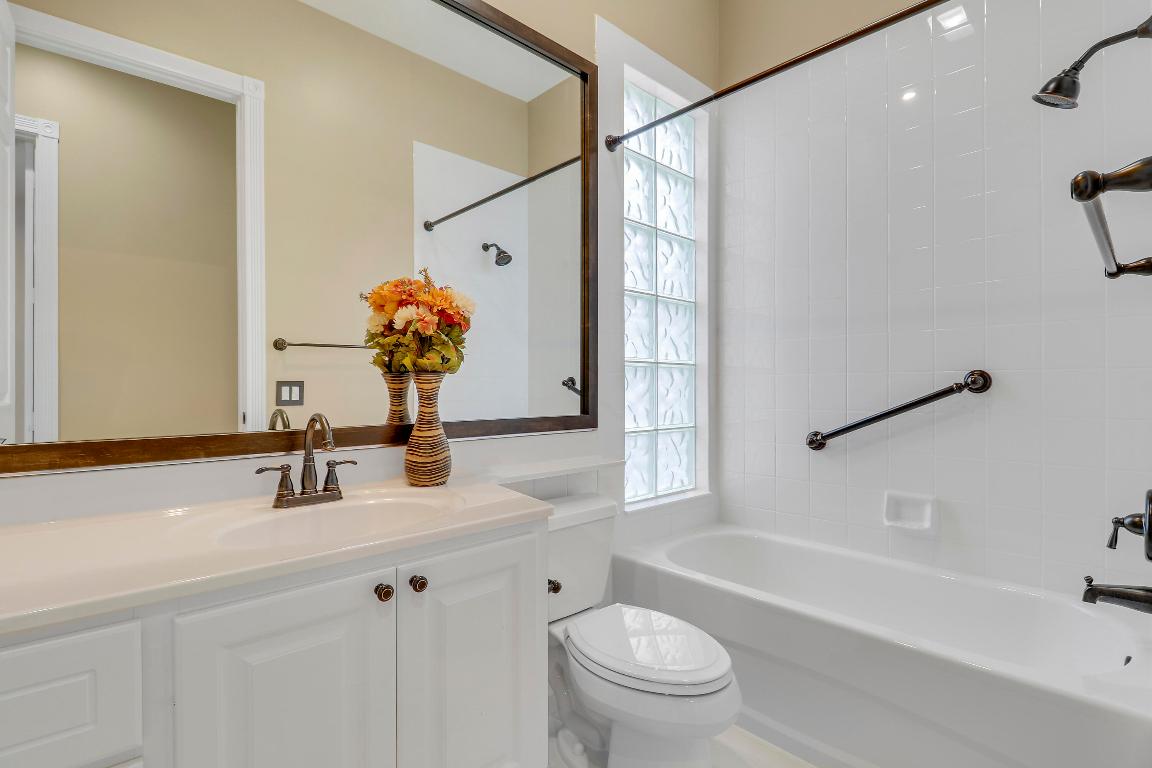 8657 SE Nicolete Lane, Hobe Sound