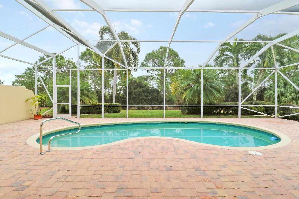 8657 SE Nicolete Lane, Hobe Sound