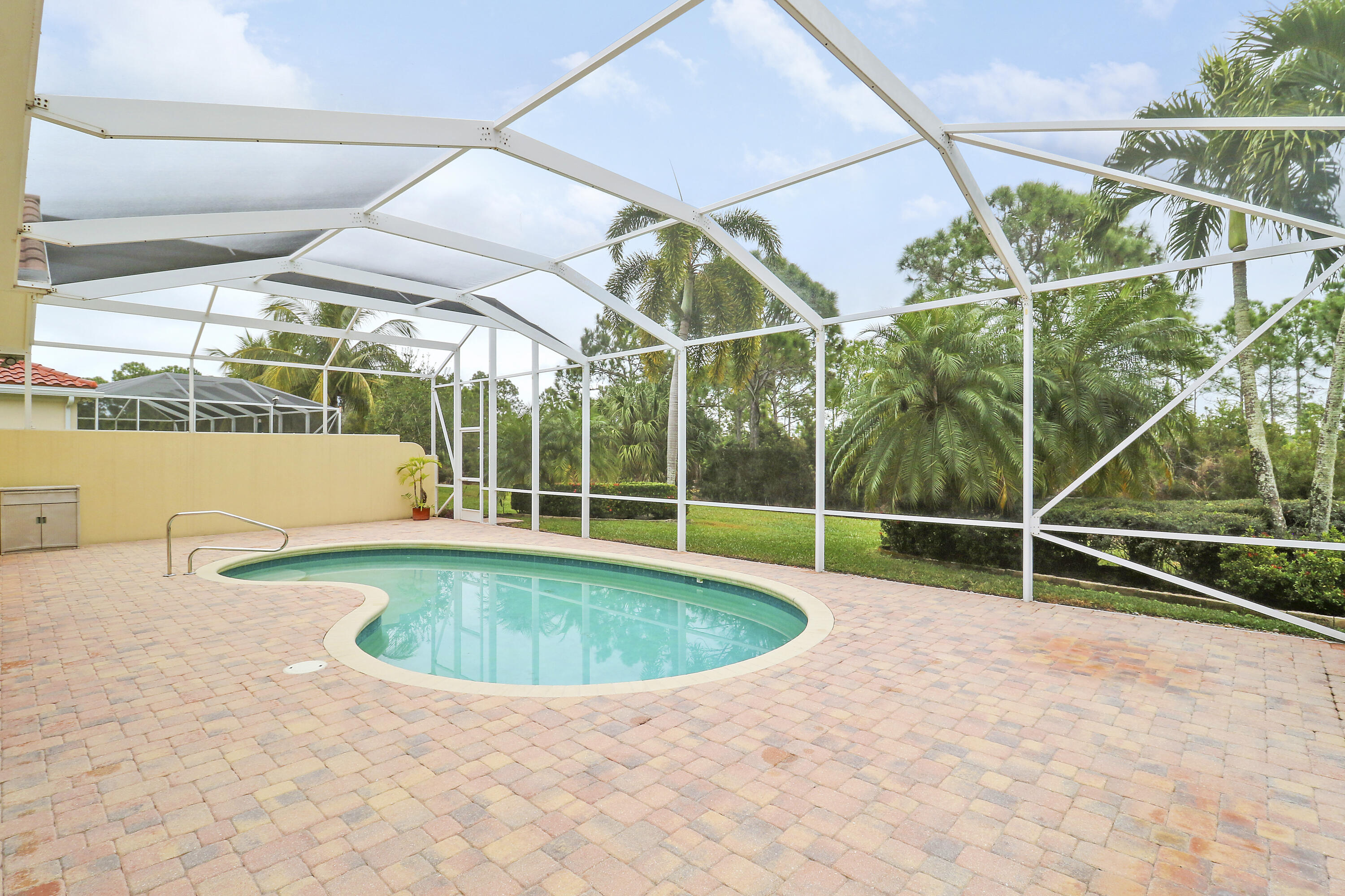 8657 SE Nicolete Lane, Hobe Sound