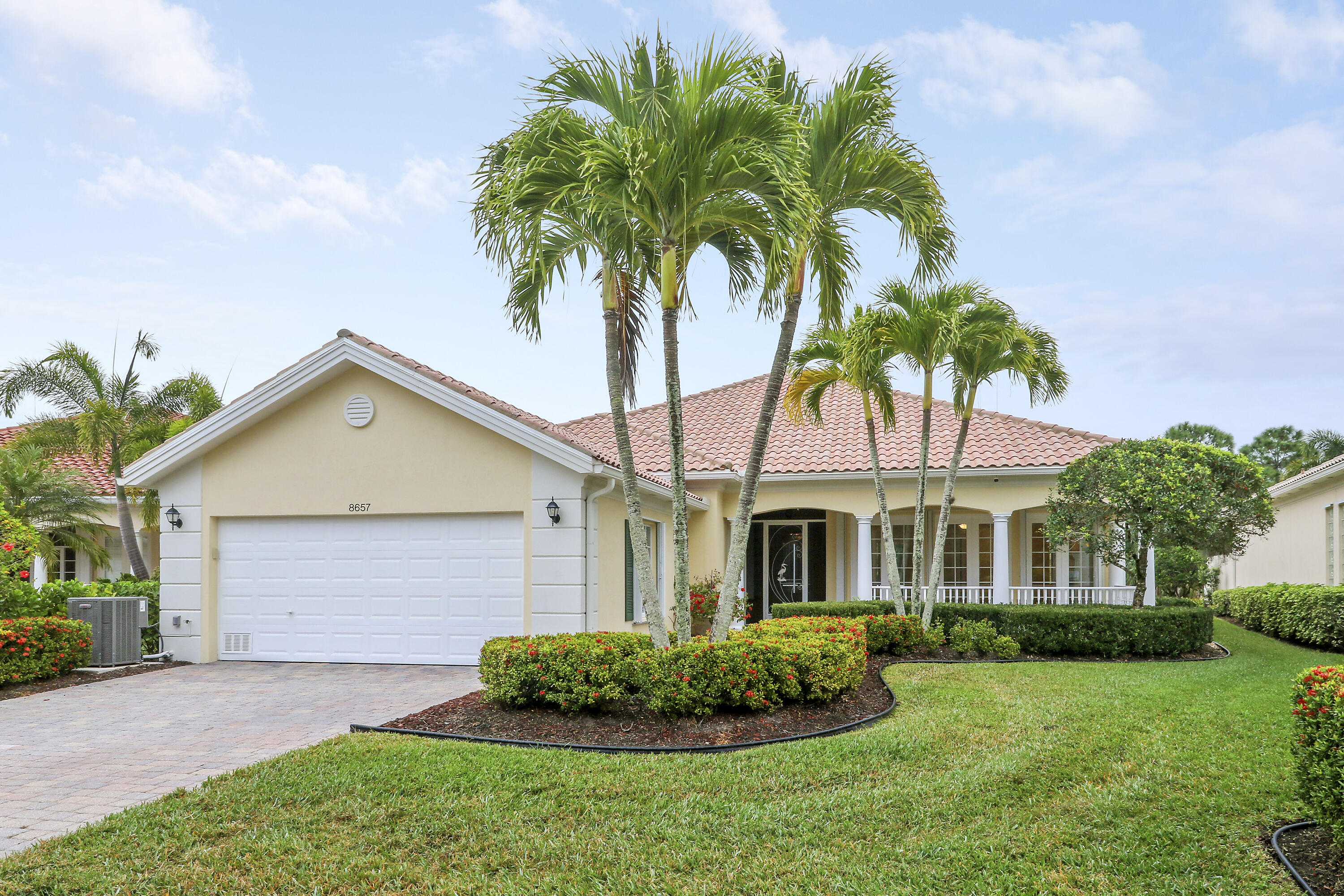 8657 SE Nicolete Lane, Hobe Sound